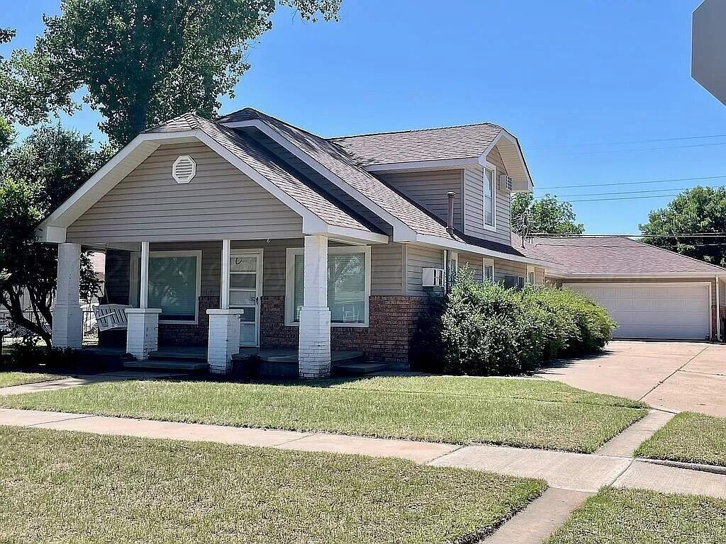 1201 East Avenue, Wellington, Texas image 1