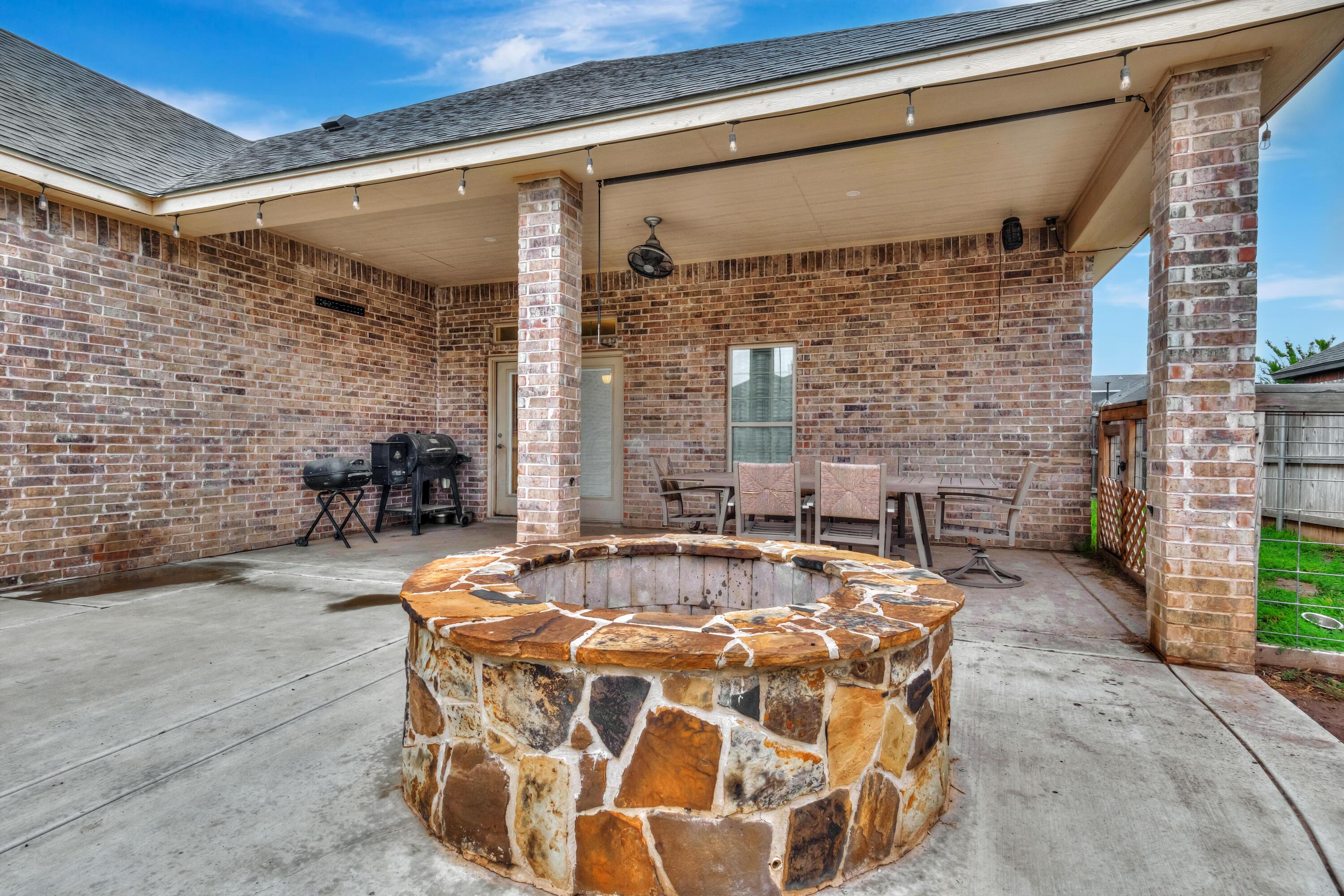 Amarillo, Texas 79119, United States, 3 Bedrooms Bedrooms, ,2 BathroomsBathrooms,Residential,Active,183056