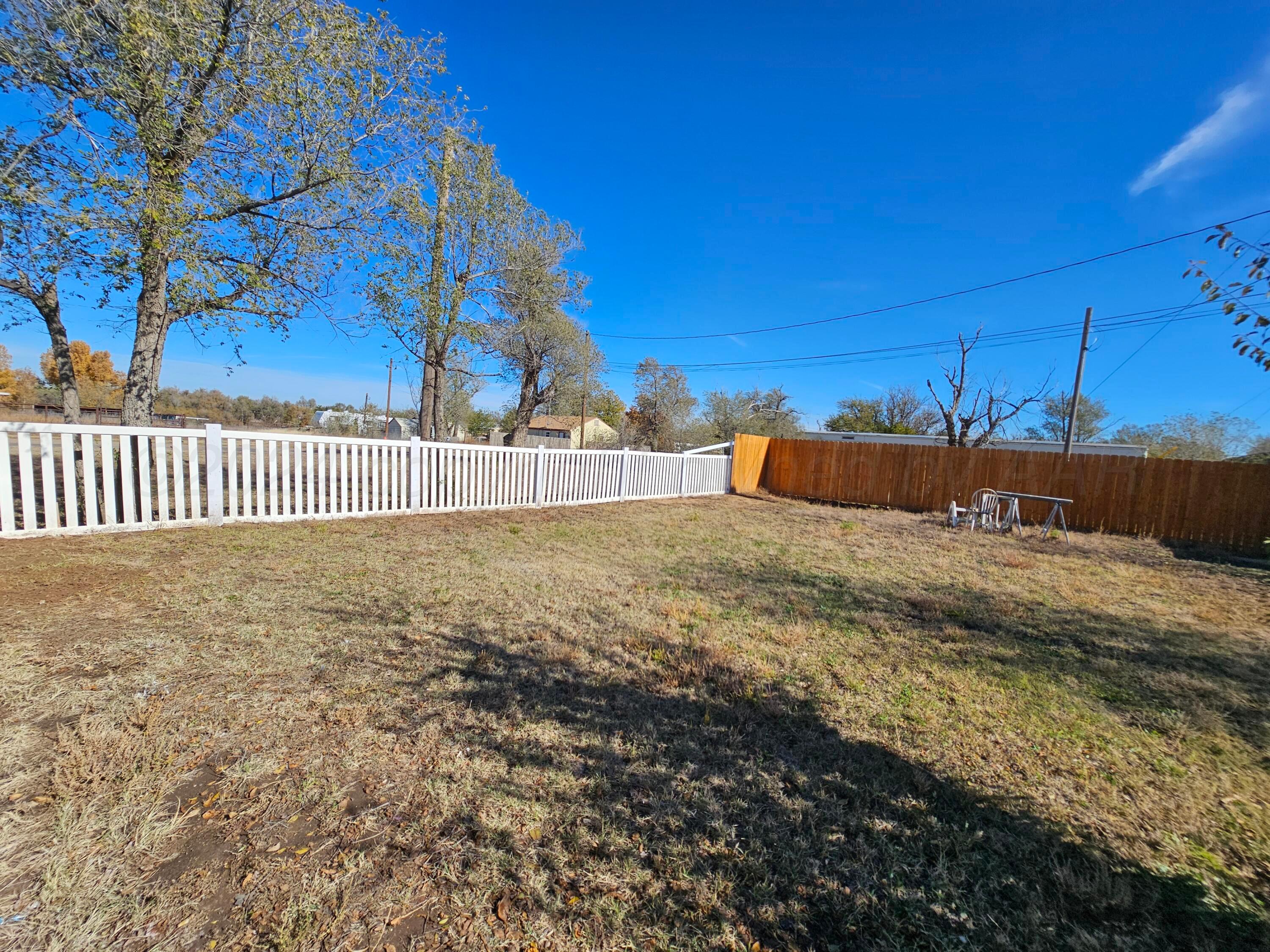 526 Doyle Street, Pampa, Texas image 4