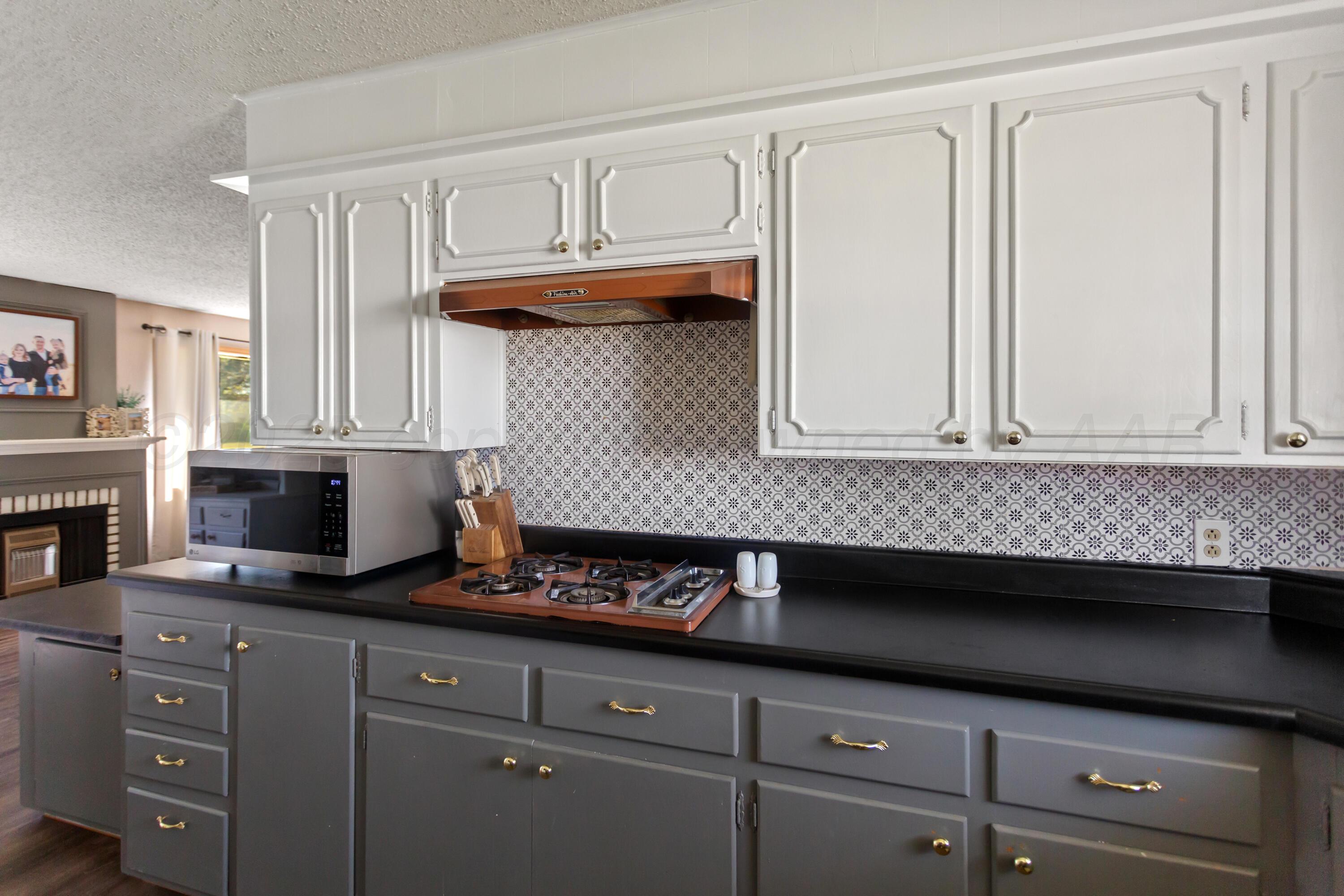 304 Locust Street, Darrouzett, Alaska image 15