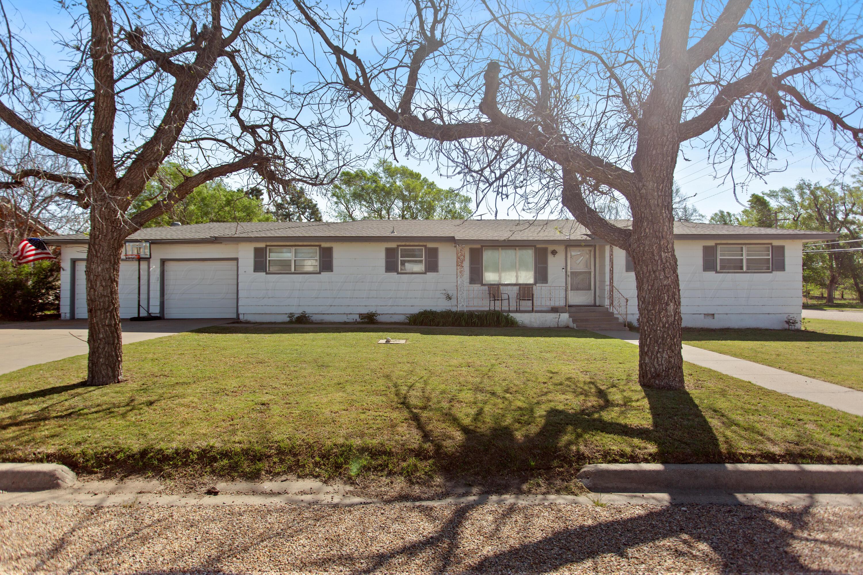 304 Locust Street, Darrouzett, Alaska image 2