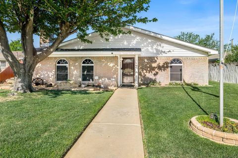 Homes For Sale - 5704 Leigh Avenue<br/> Randall County, Amarillo, TX 79110