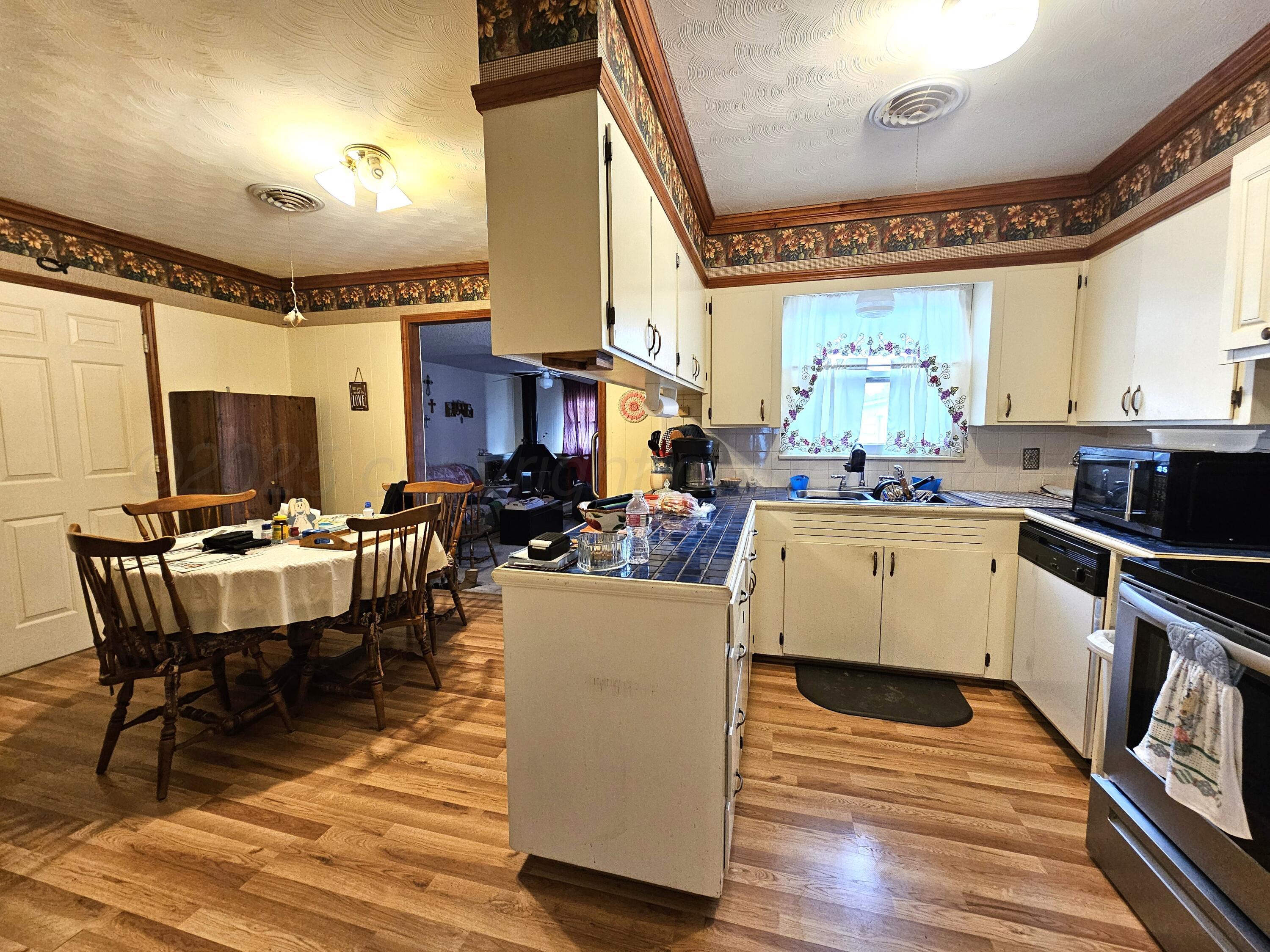 1904 N Dwight Street, Pampa, Alaska image 6
