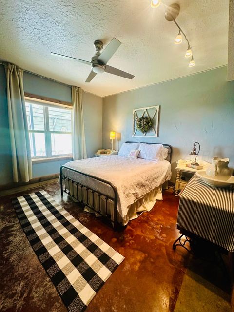 Homes For Sale - 5100 Cr L<br/> Stratford, TX 79084