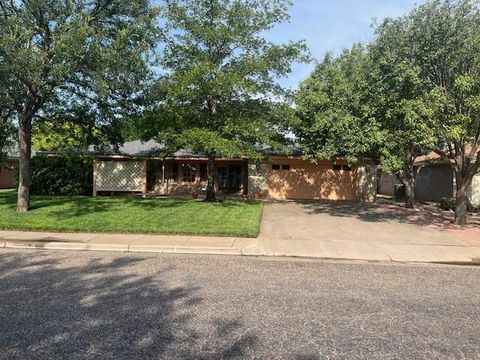 Homes For Sale - 333 Centre Street<br/> Hereford, TX 79045
