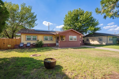 Homes For Sale - 3204 Pryor Street<br/> Amarillo, TX 79103