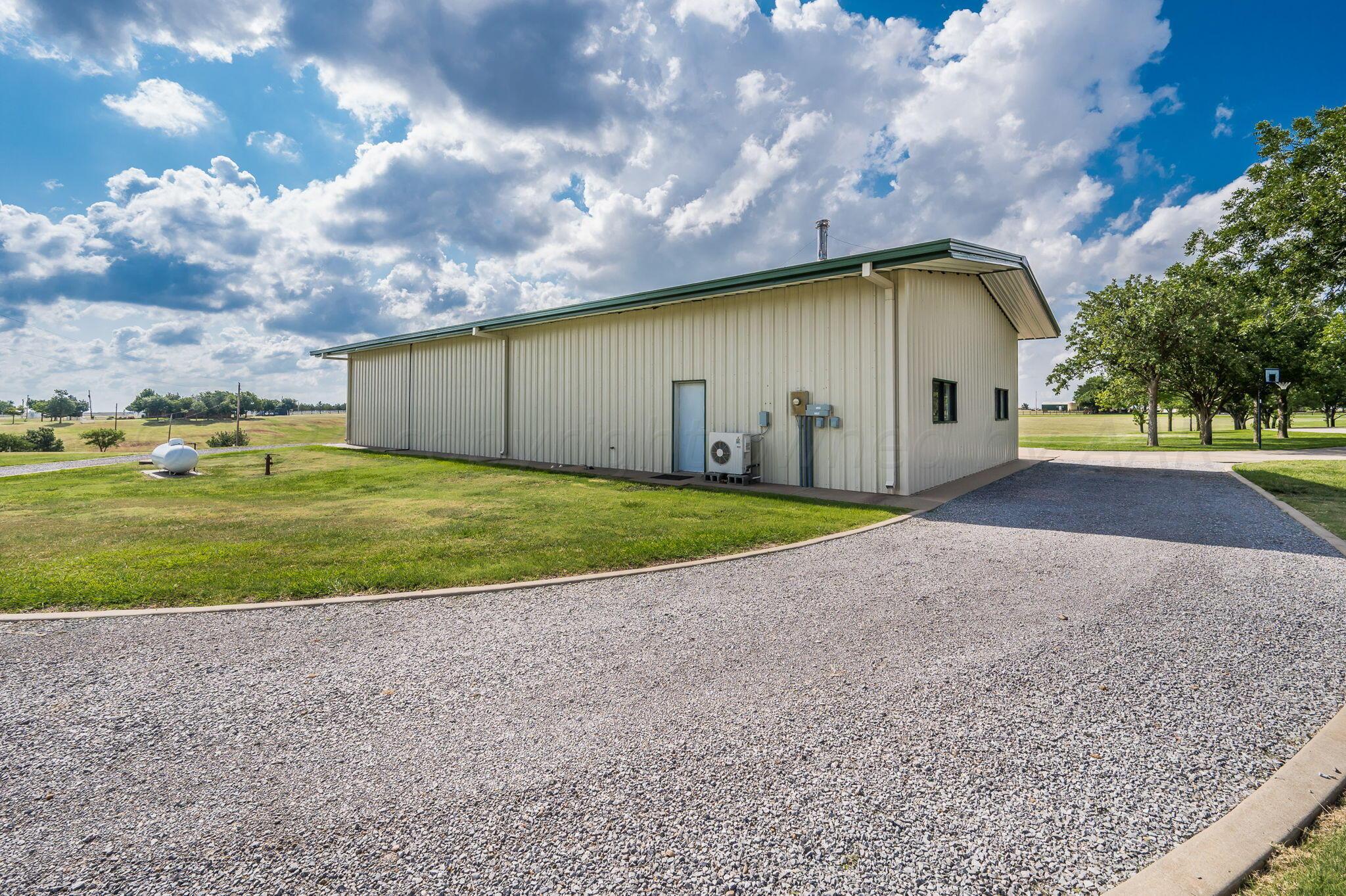 12001 Peach Drive, Pampa, Texas image 42