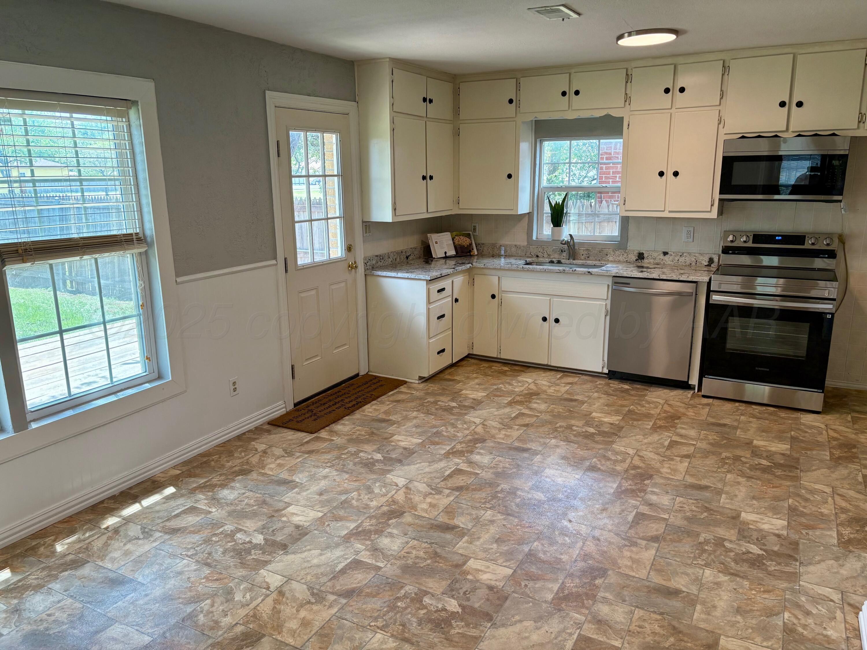 5123 Lawrence Boulevard, Amarillo, Alaska image 5