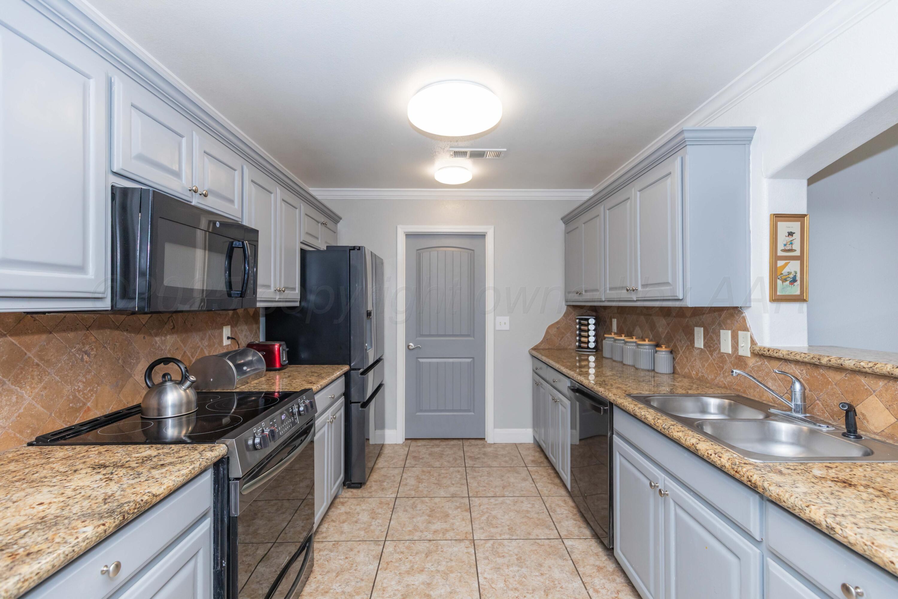 7304 Albany Drive, Amarillo, Alaska image 8