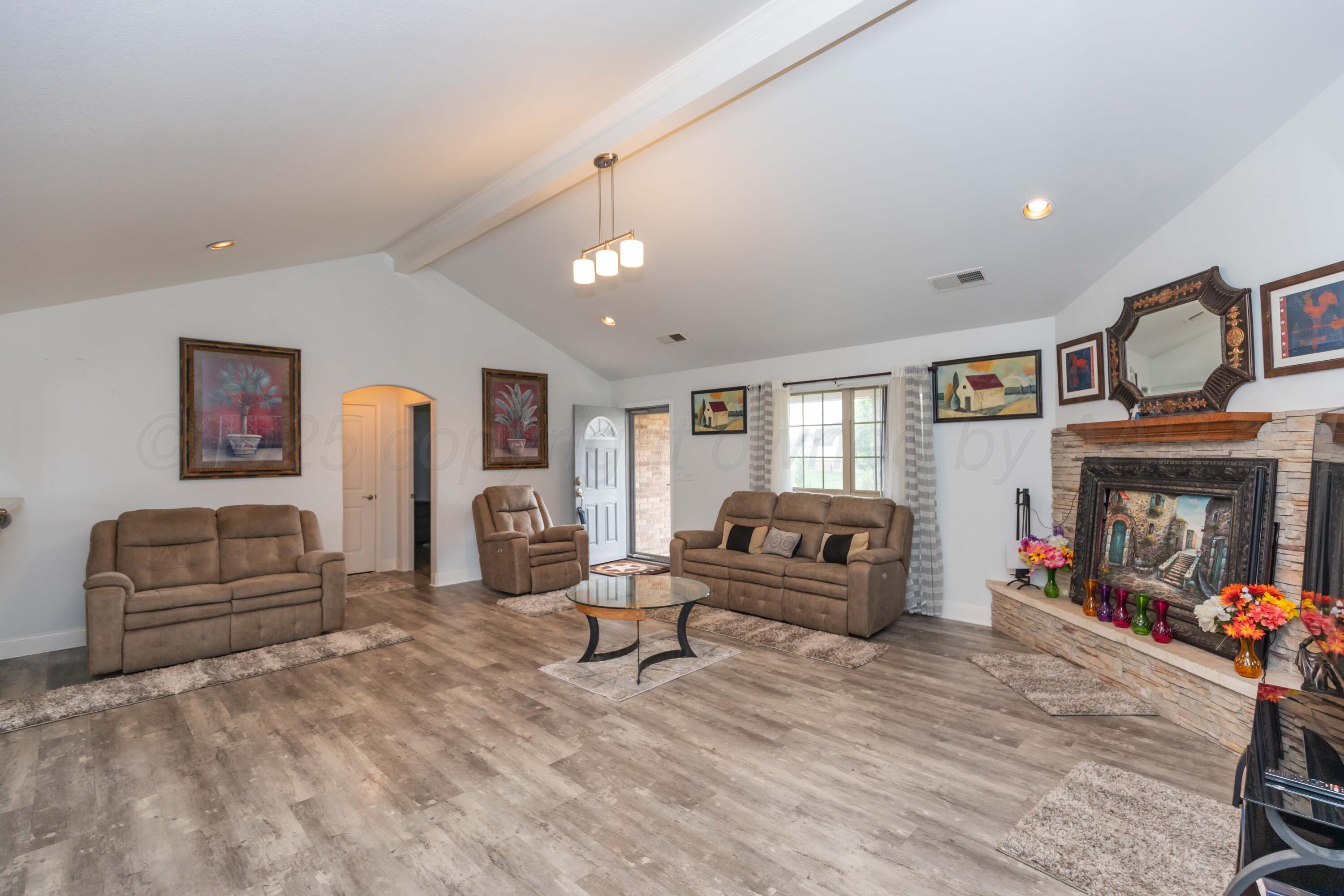 7304 Albany Drive, Amarillo, Alaska image 3