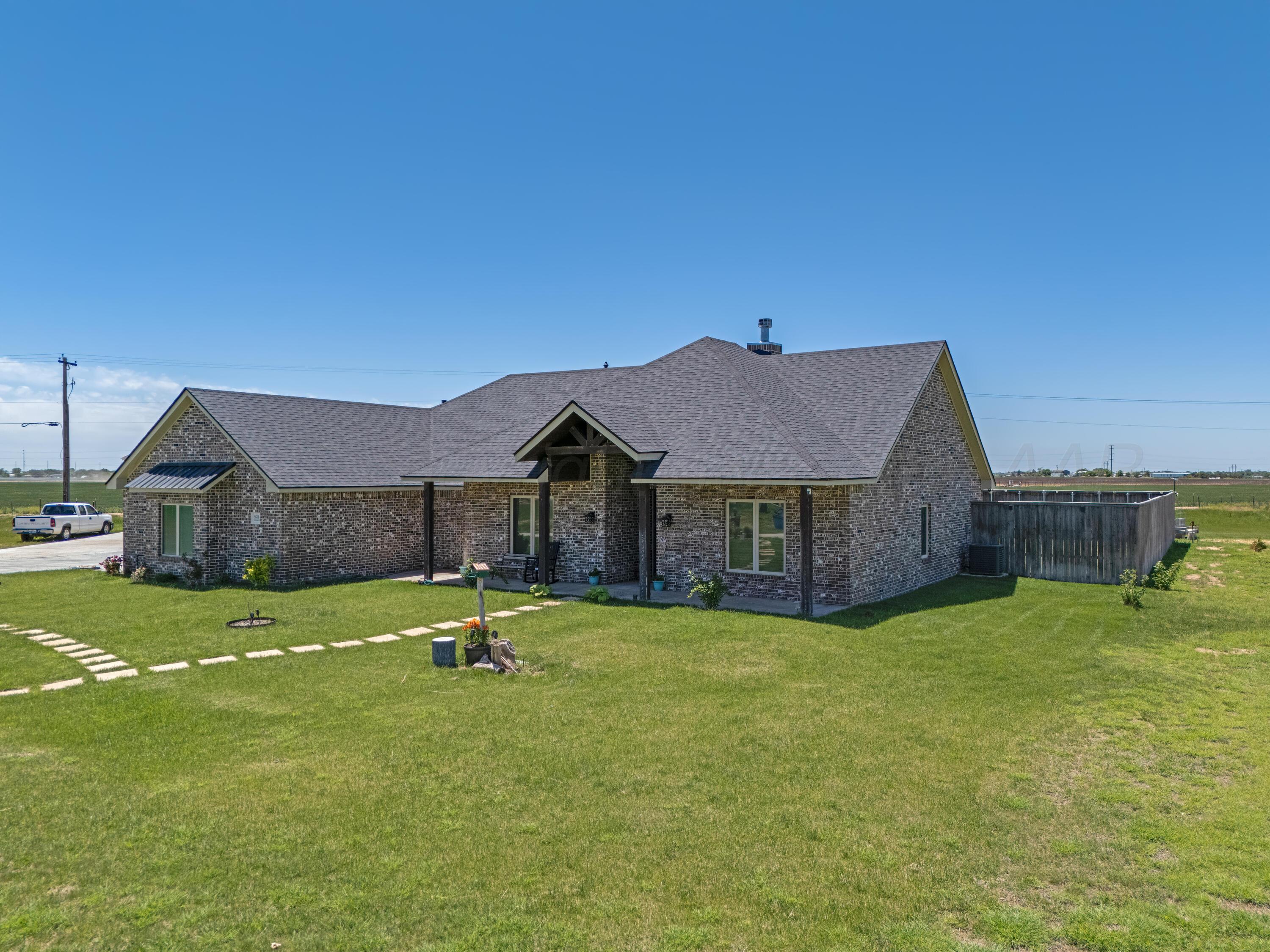 9510 Wiggains Lane, Amarillo, Idaho image 3