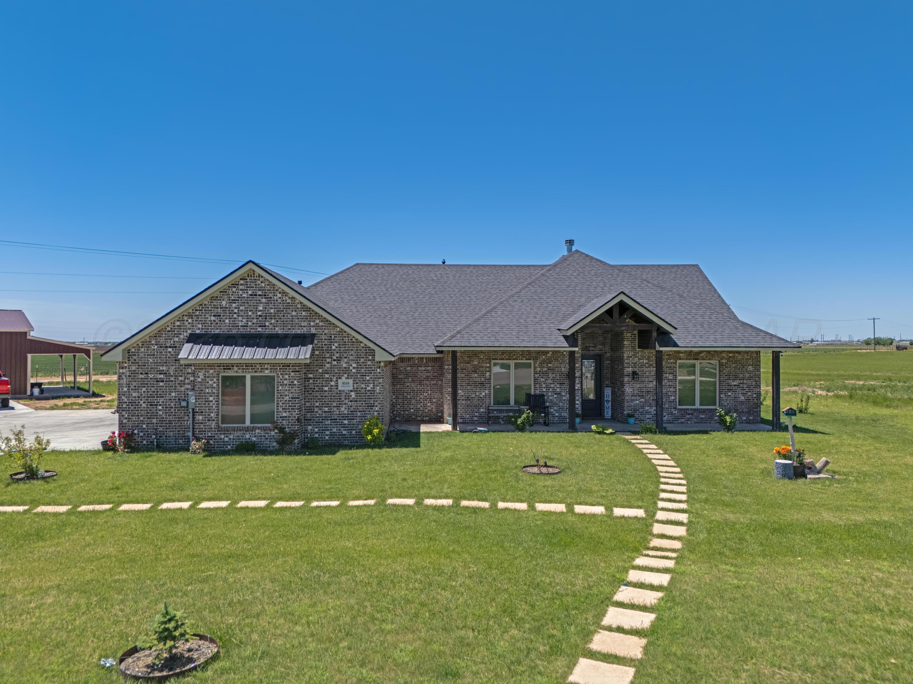 9510 Wiggains Lane, Amarillo, Idaho image 1