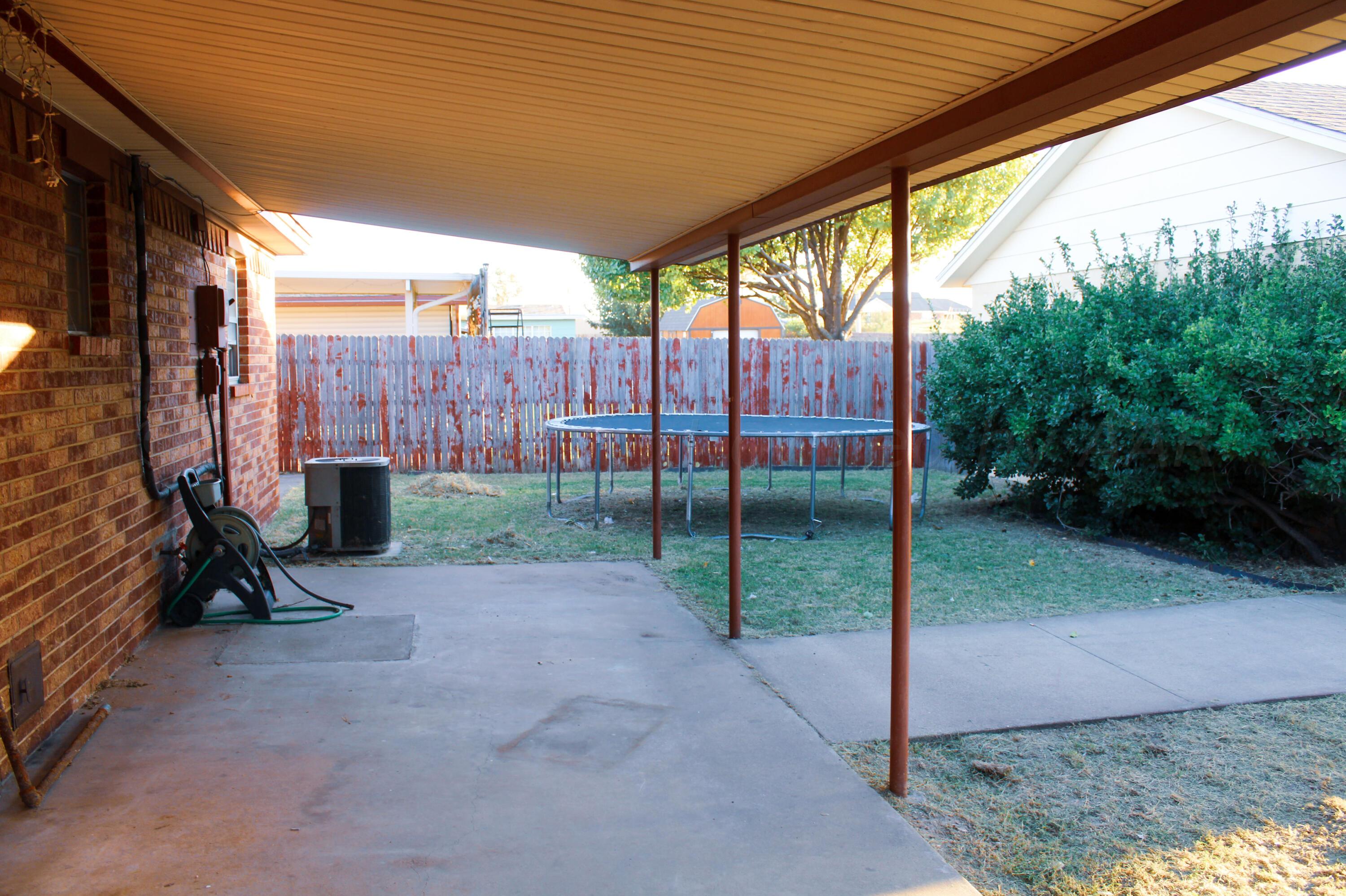 1111 E Elmore Street, Borger, Texas image 19