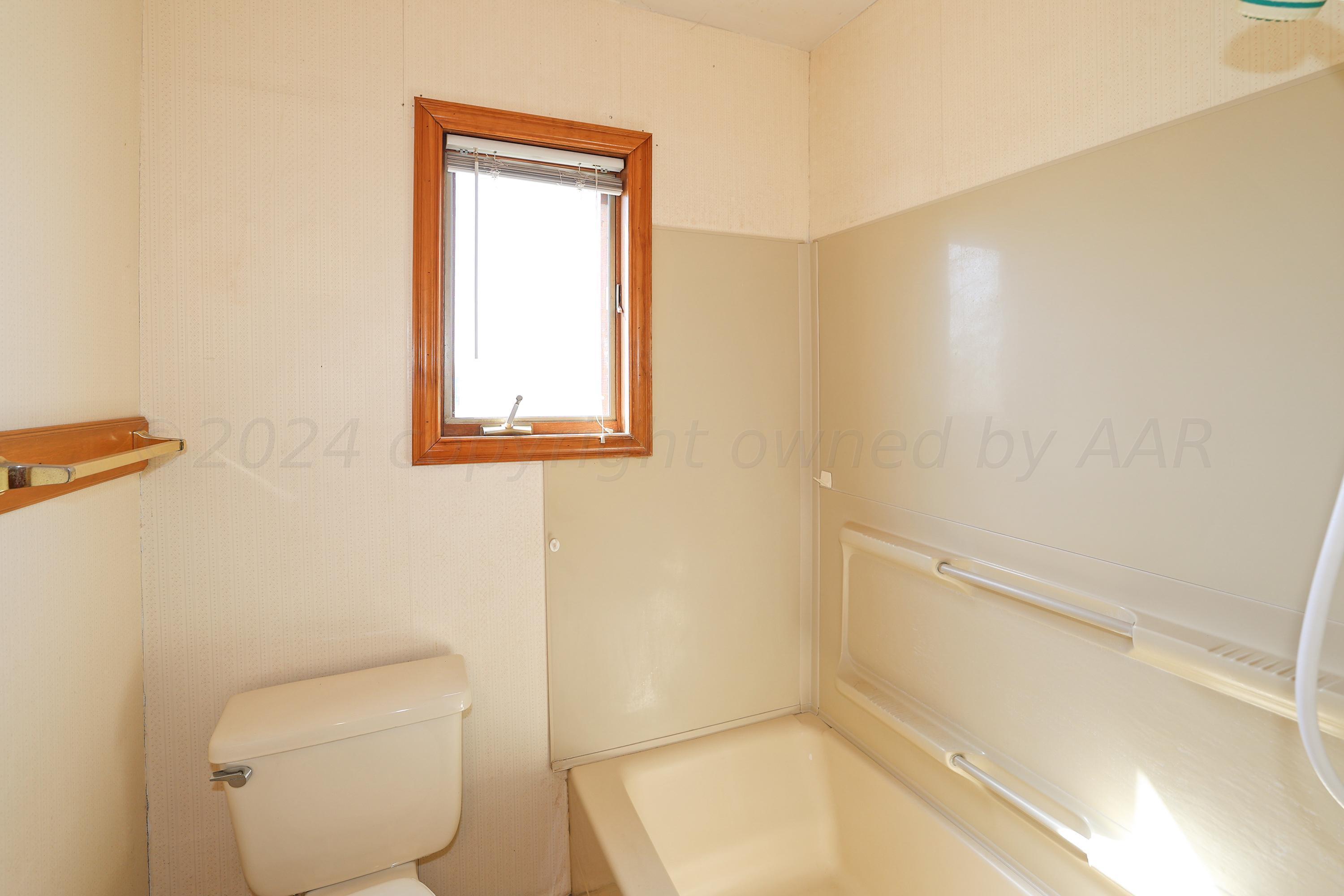 301 W 10th Street, Stinnett, Alaska image 23