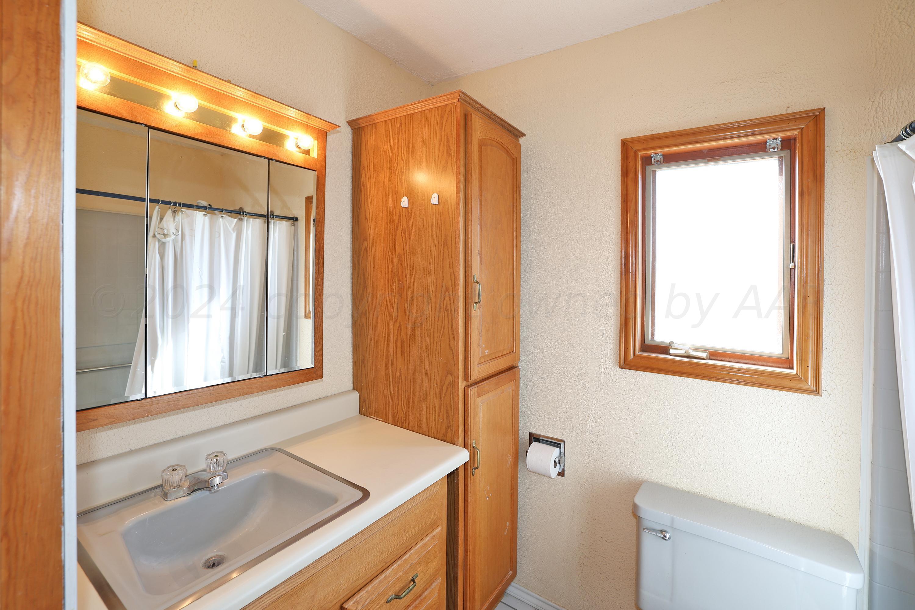 301 W 10th Street, Stinnett, Alaska image 15