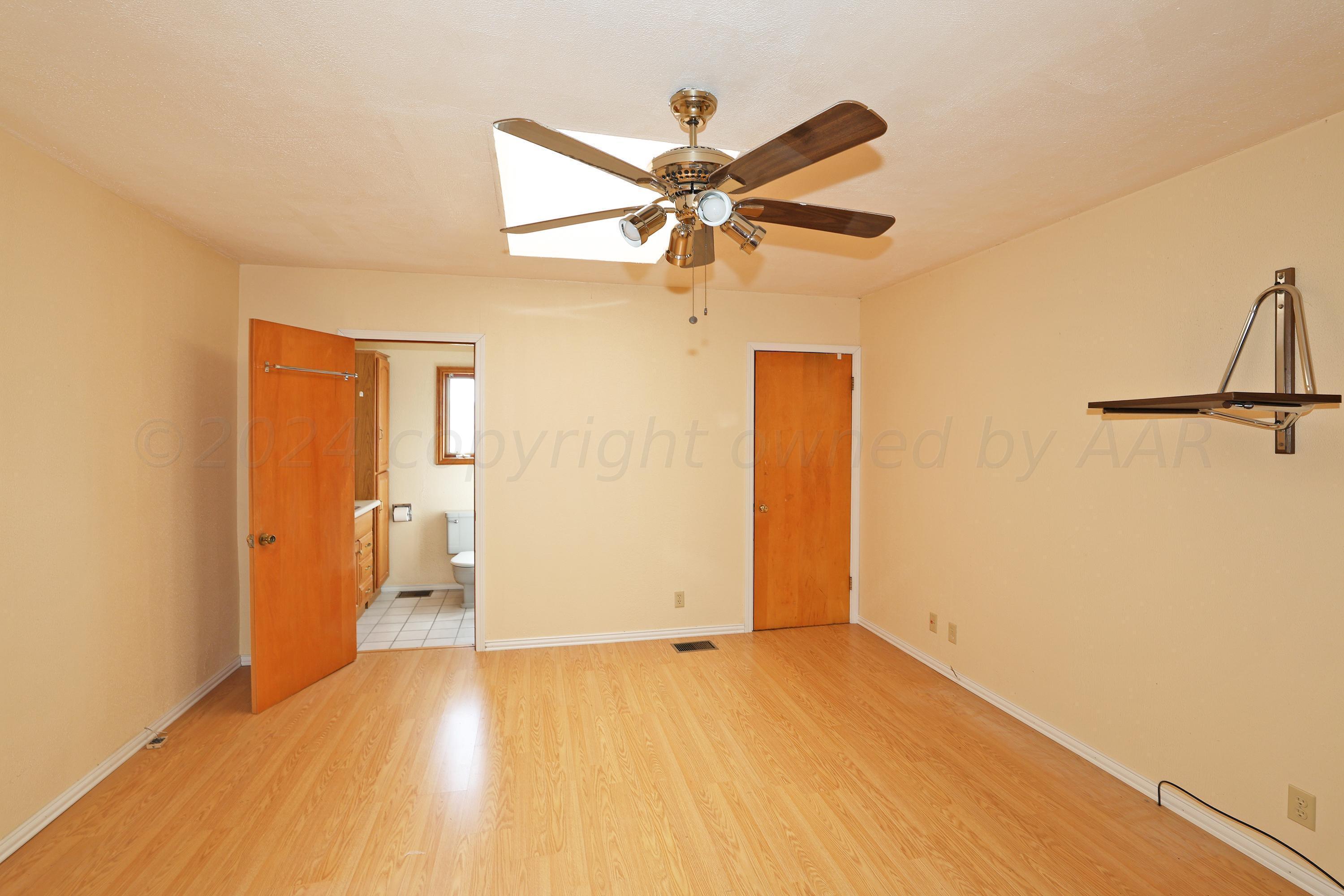 301 W 10th Street, Stinnett, Alaska image 12