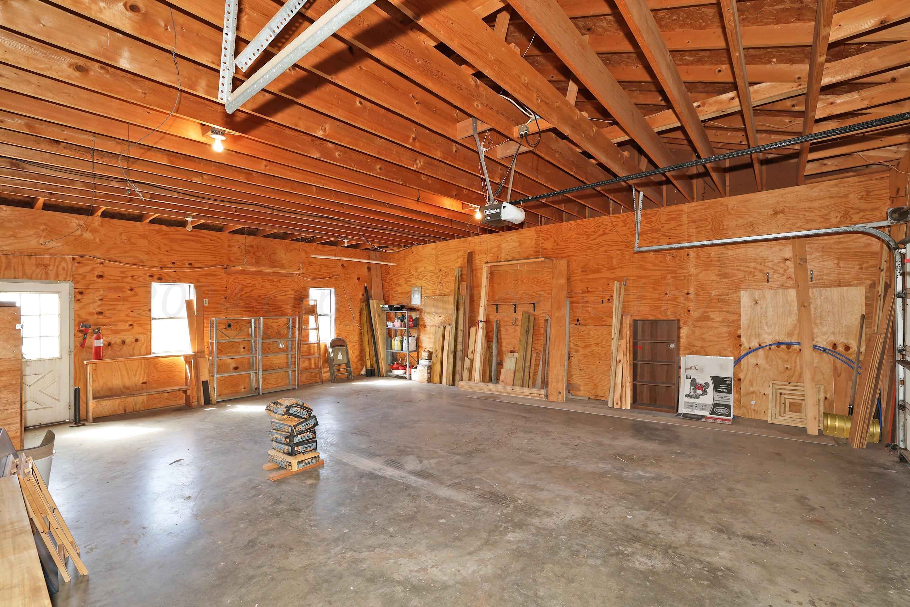 301 W 10th Street, Stinnett, Alaska image 32