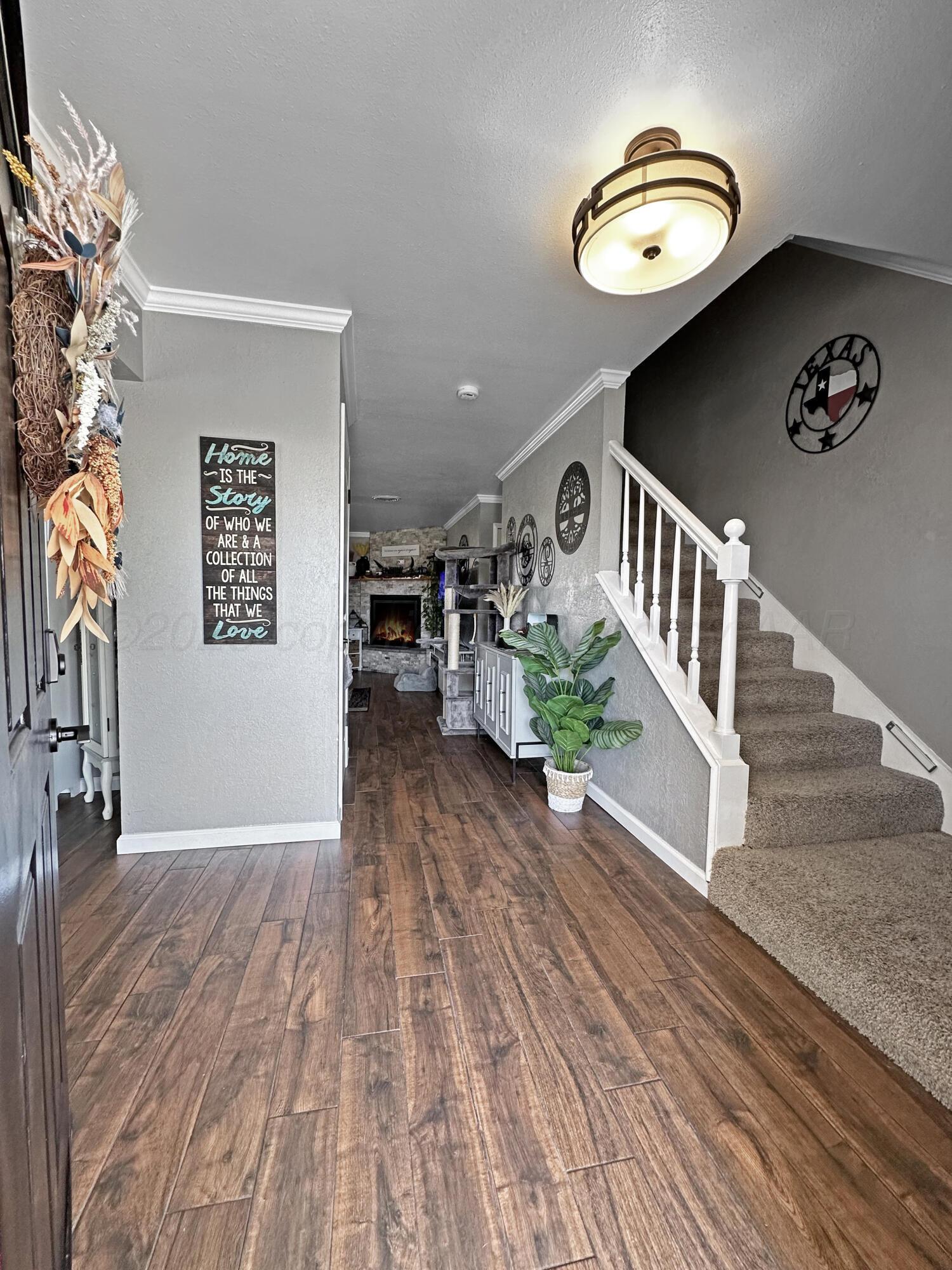 406 Dogwood Street, Borger, Alaska image 3