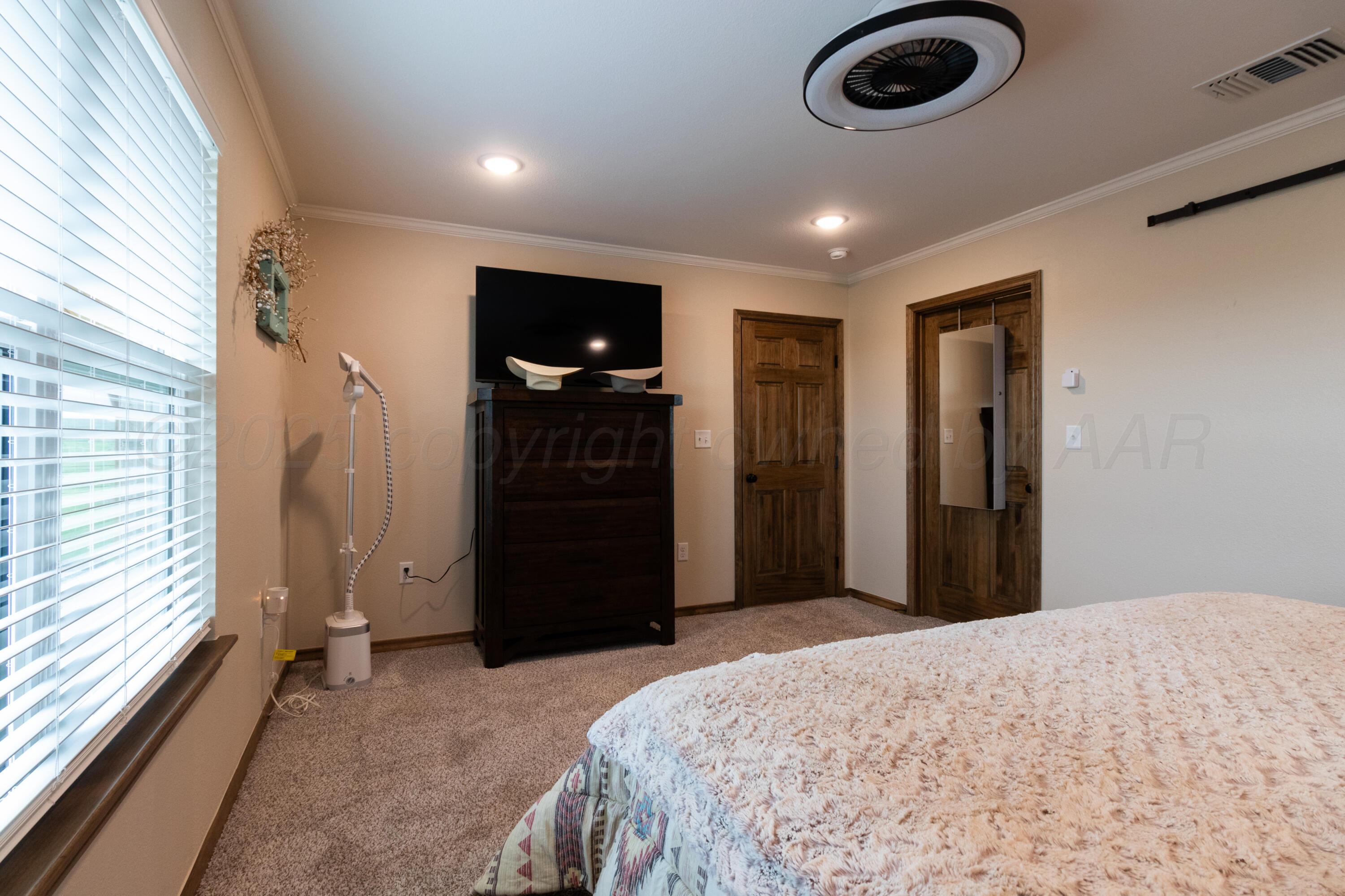 10825 N Hickory Trail, Canadian, Alaska image 21