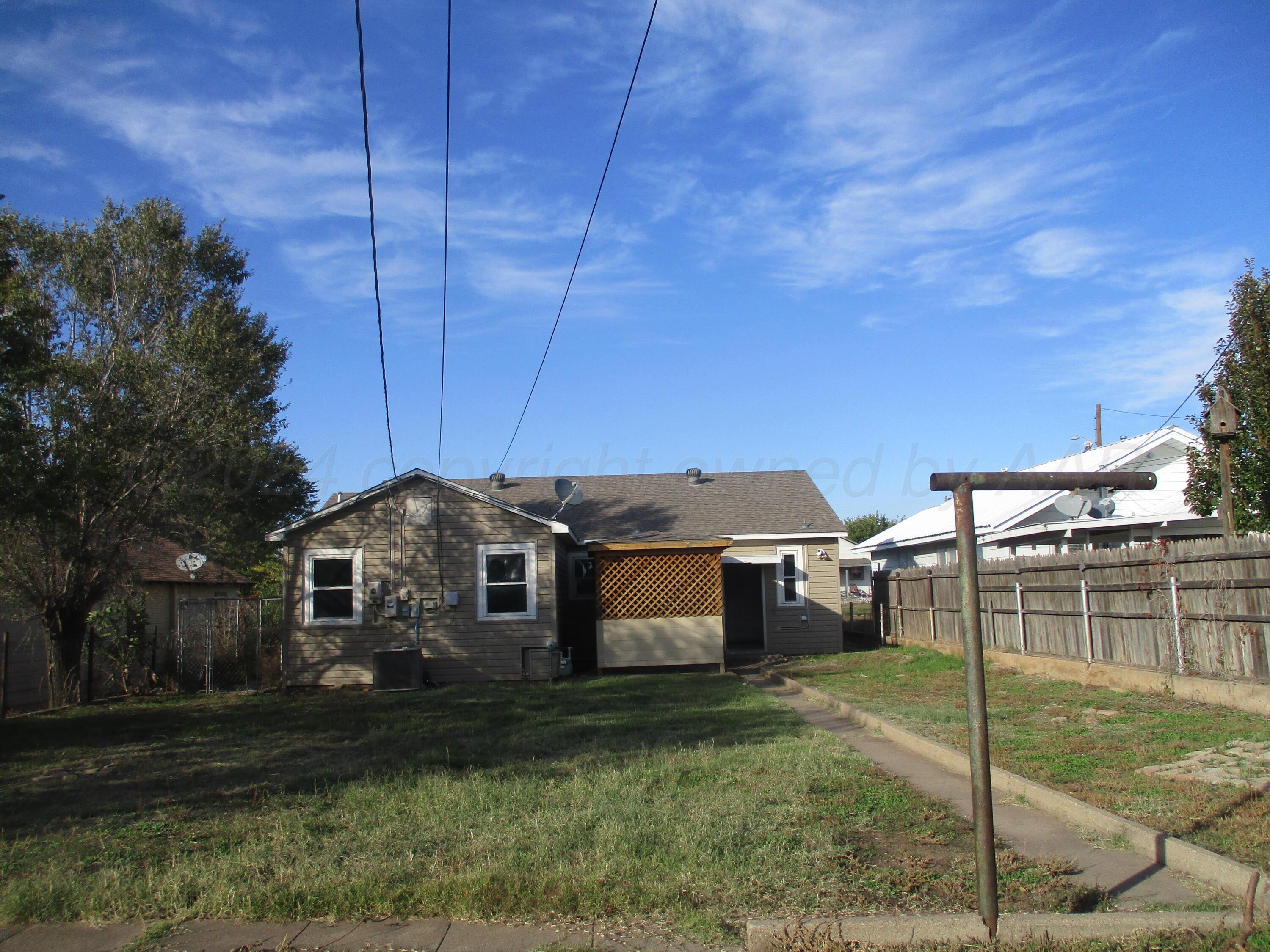 405 N Monroe Street, Borger, Texas image 10