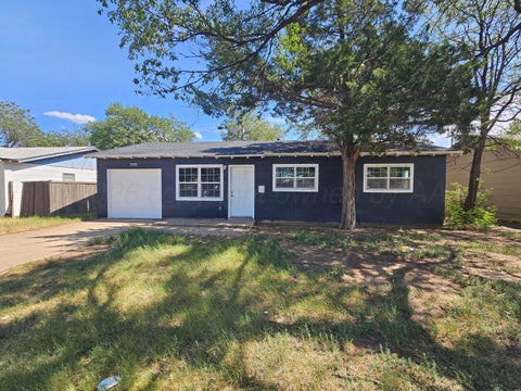 Homes For Rent - 2922 N Hill Street<br/> Amarillo, TX 79107