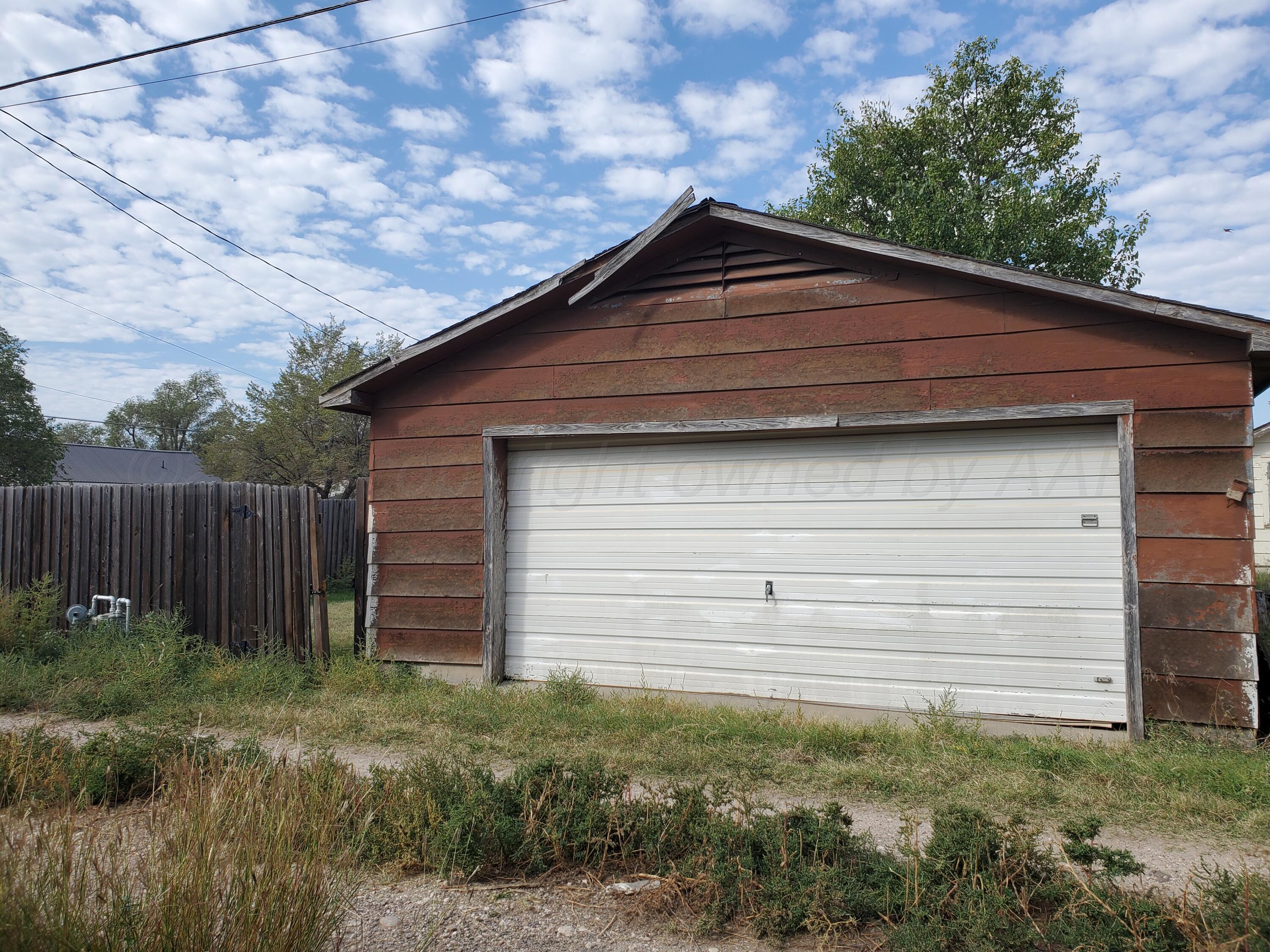 1017 S Eton Street, Perryton, Texas image 14