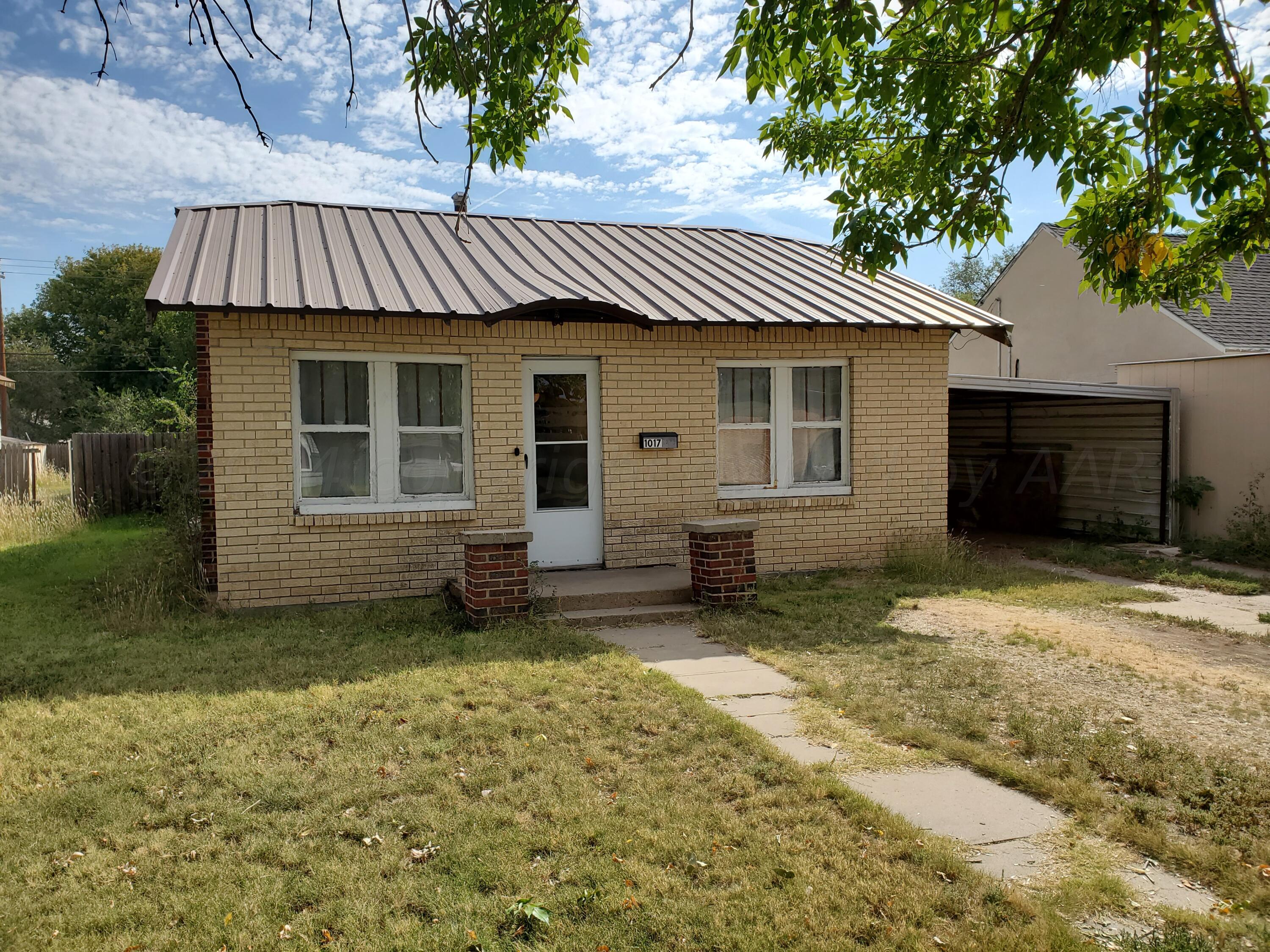 1017 S Eton Street, Perryton, Texas image 1