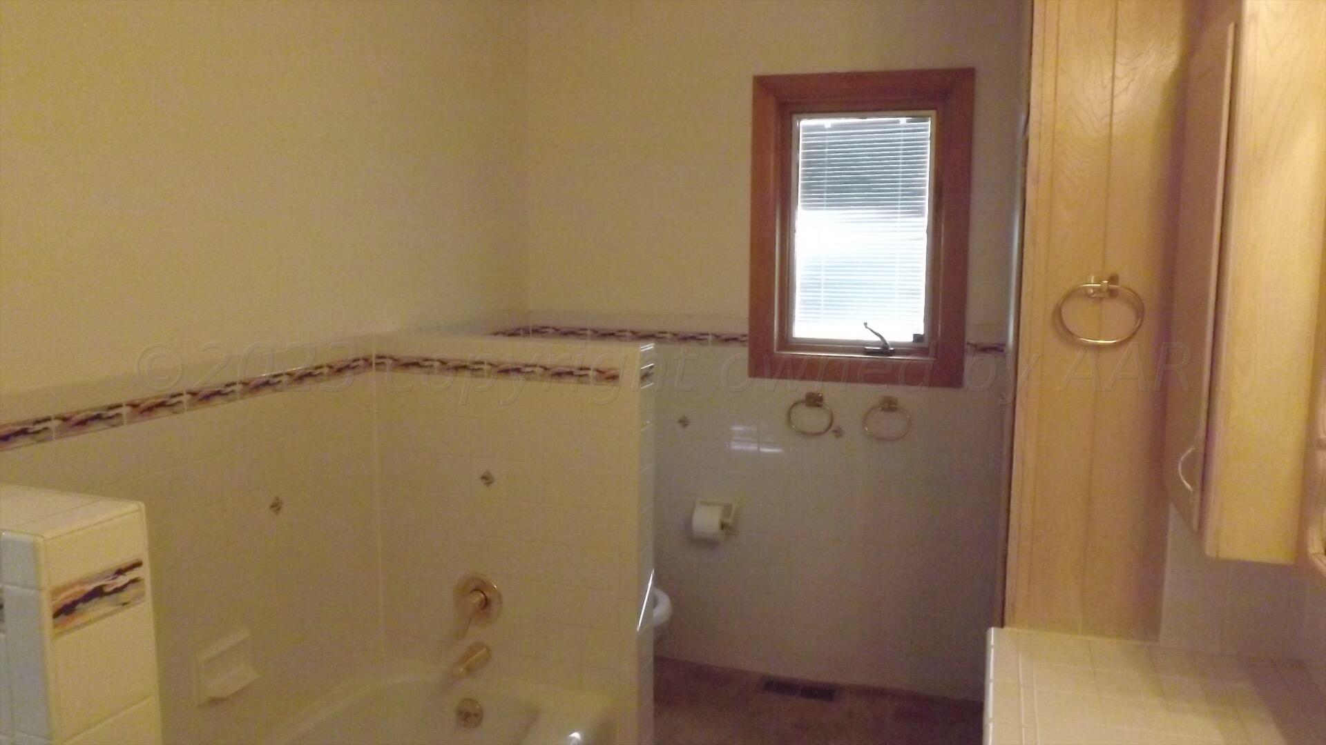 107 W Moorman Street, Texhoma, Texas image 19