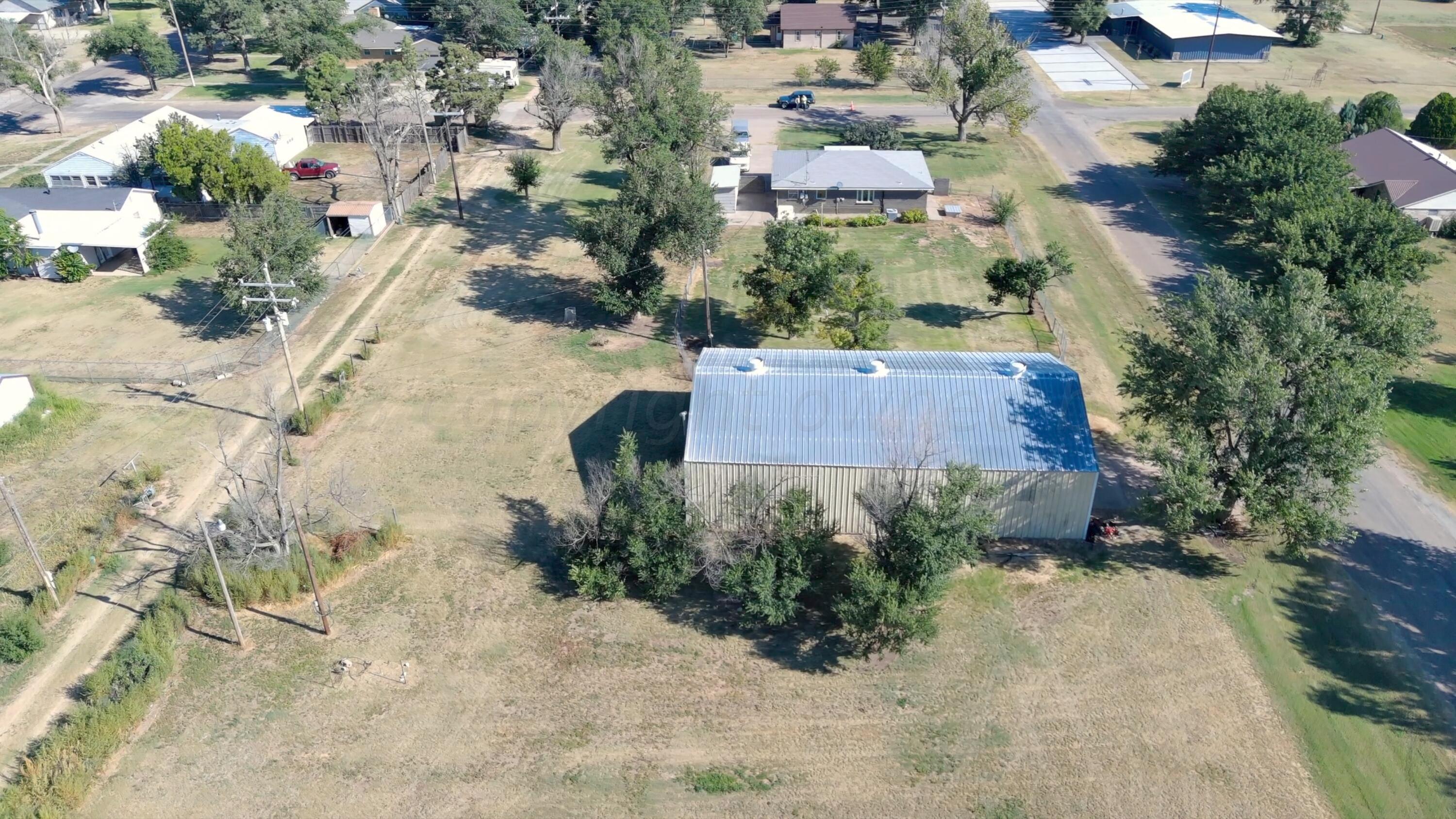 107 W Moorman Street, Texhoma, Texas image 7