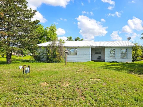 Vacant Land For Sale - 409 Heasley Street<br/> McLean, TX 79057