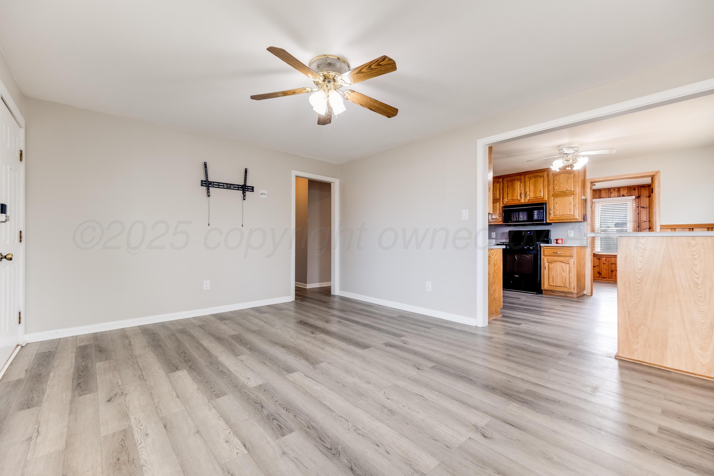 117 W Cactus Street #C, Amarillo, Alaska image 3