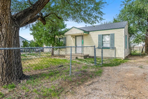Homes For Rent - 1402-A Dunaway Street<br/> Amarillo, TX 79104