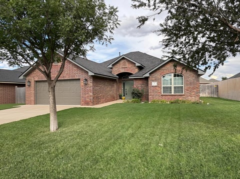 Homes For Sale - 7 Macy Lane<br/> Canyon, TX 79015