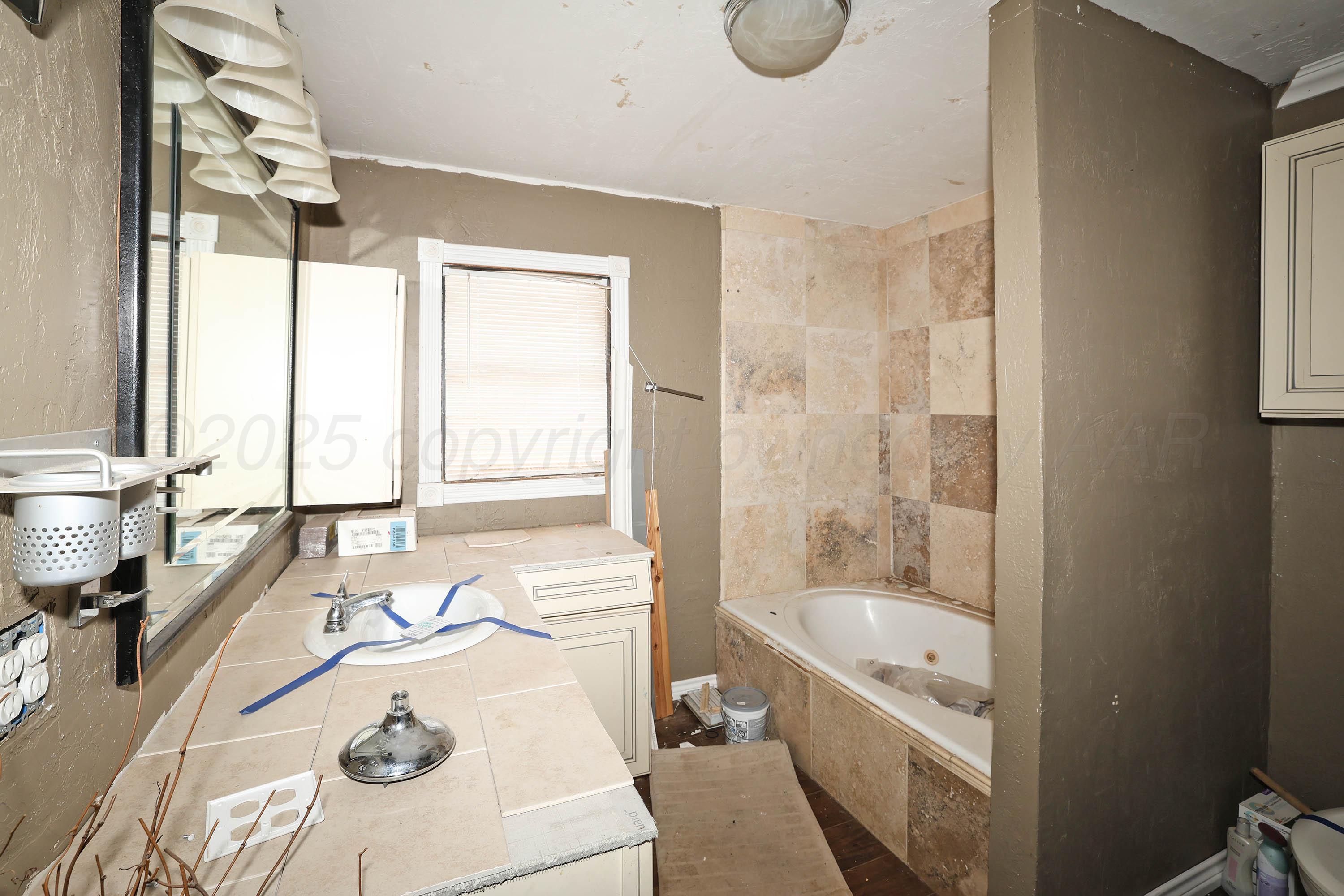 506 E 5th Street, Sunray, Texas image 6