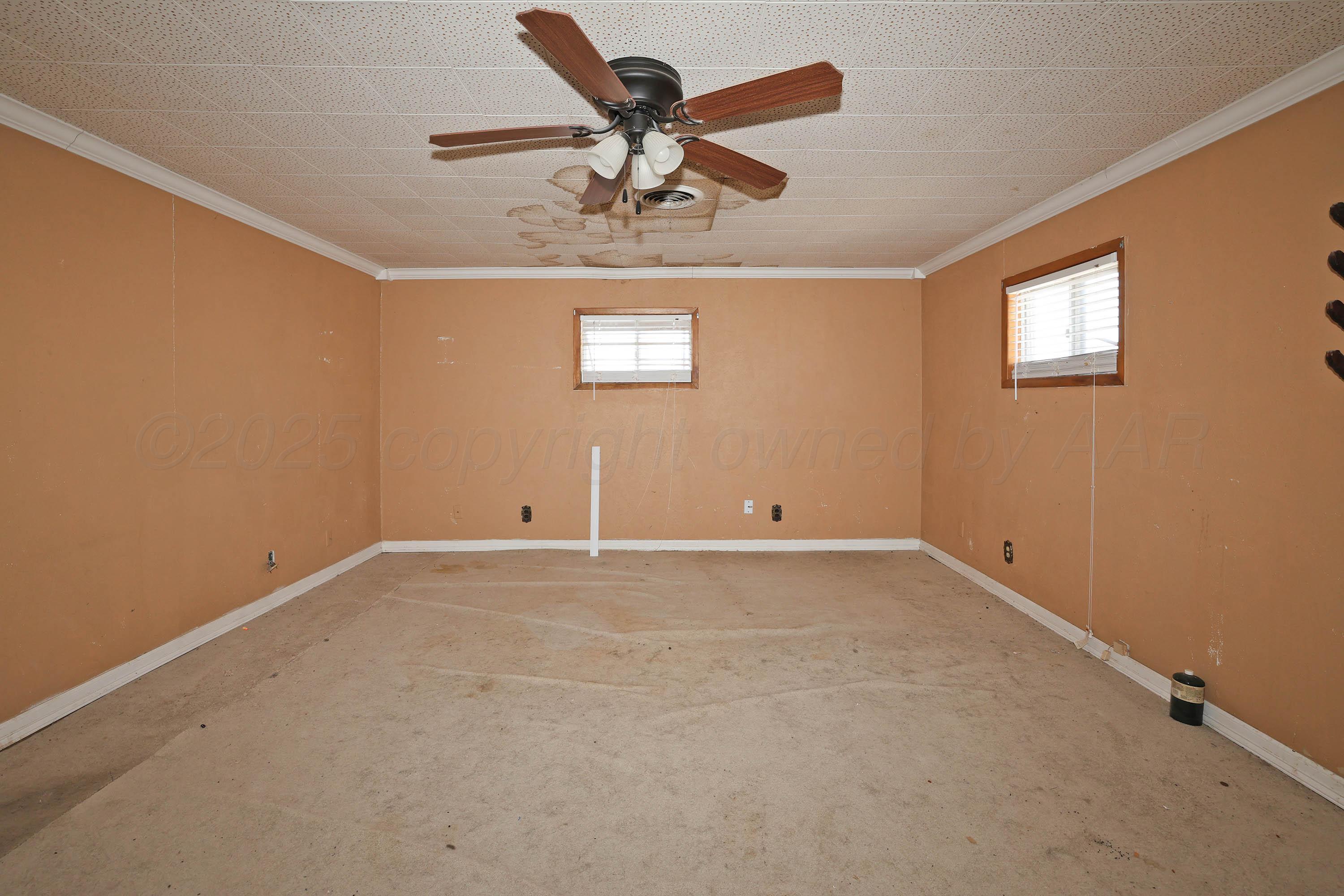 506 E 5th Street, Sunray, Texas image 5