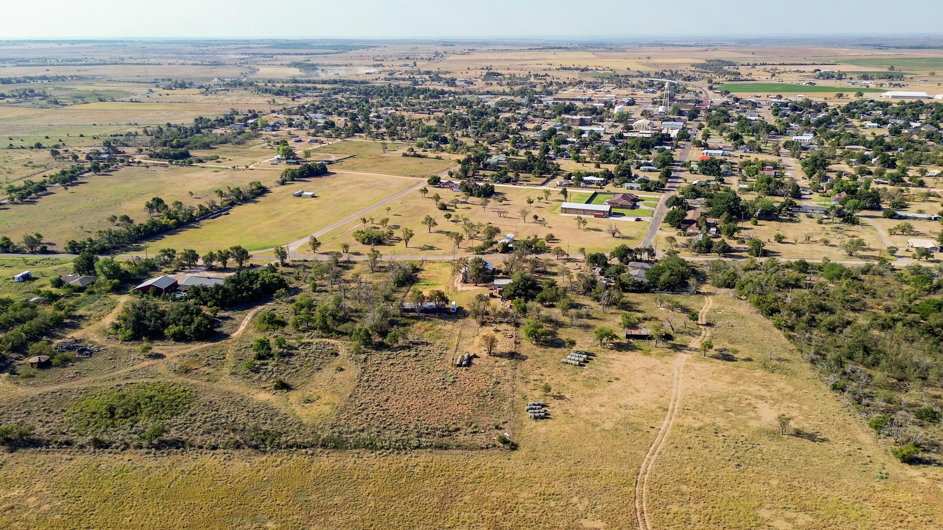 County Road 28, McLean, Texas image 23