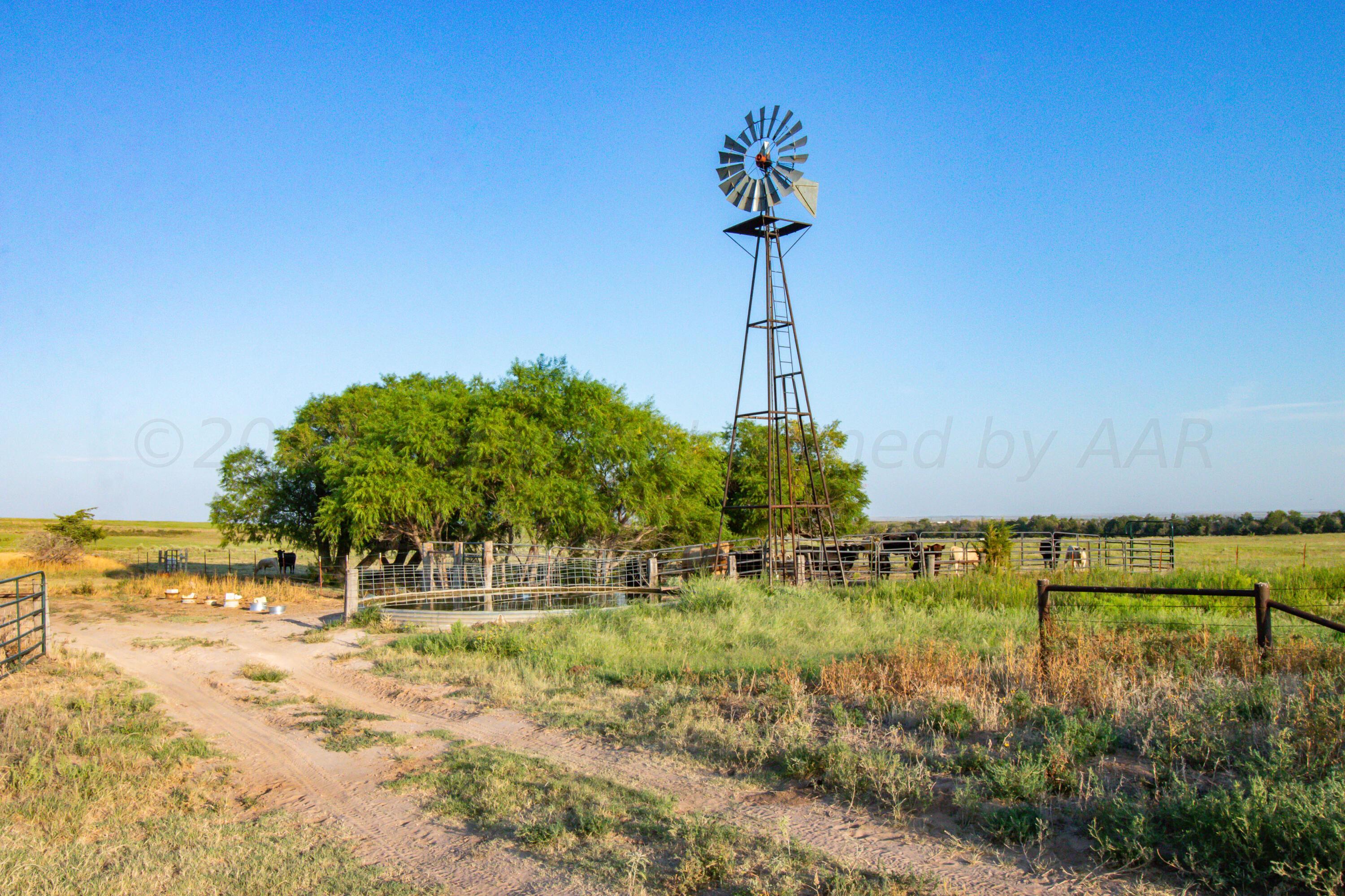 County Road 28, McLean, Texas image 4