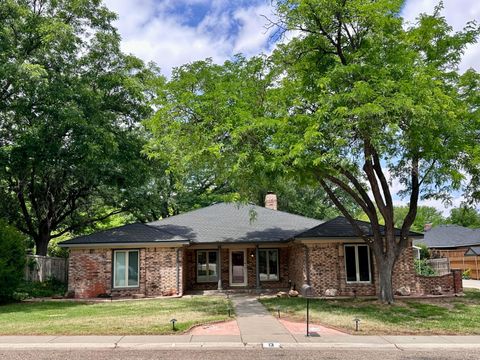 Homes For Sale - 13 Dellwood Lane<br/> Canyon, TX 79015