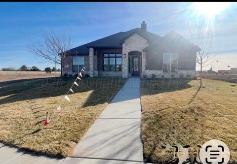 Homes For Sale - 103 Cameo Lane<br/> Canyon, TX 79015