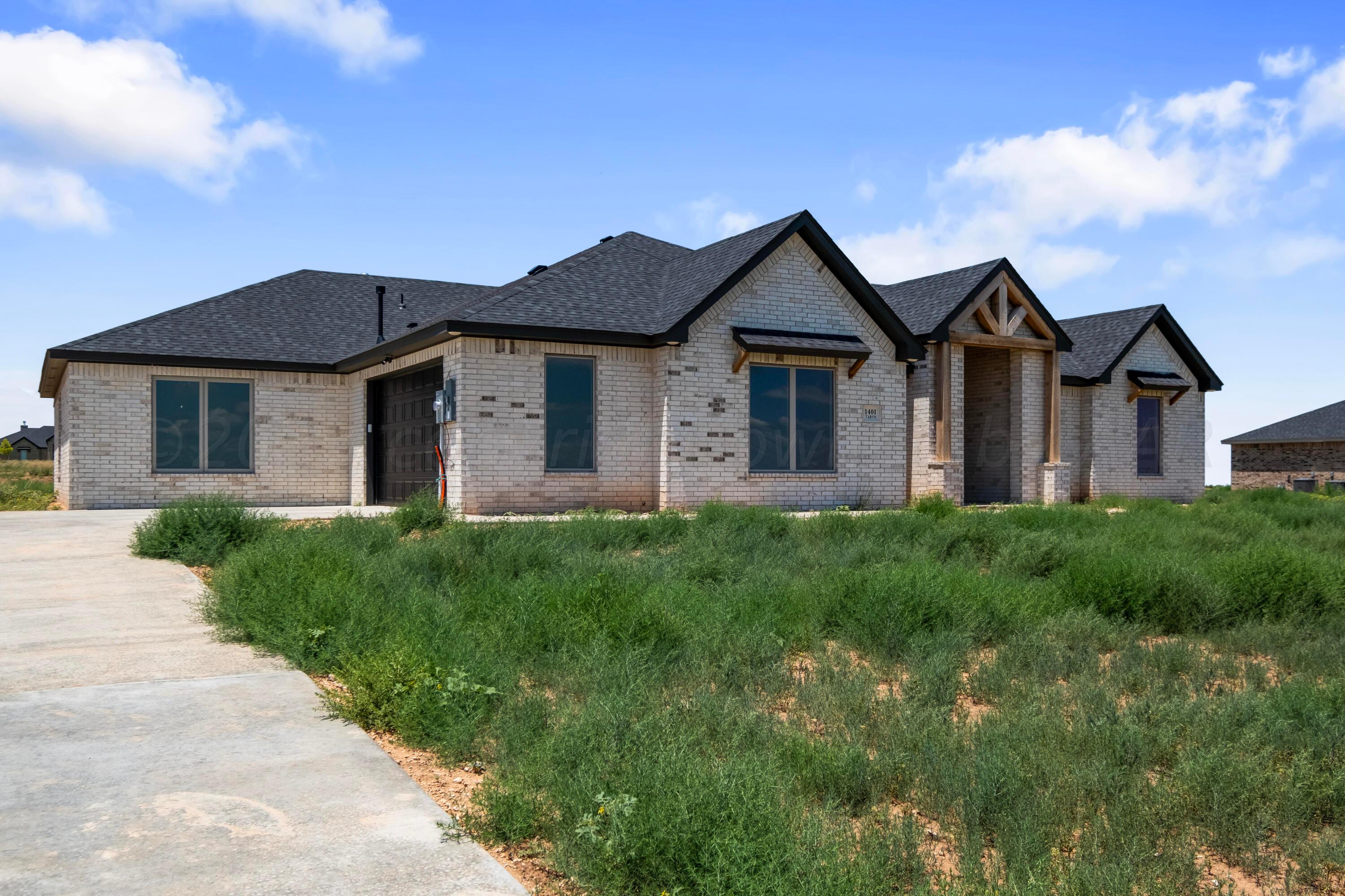 1401 Taryn Lane, Amarillo, Idaho image 2
