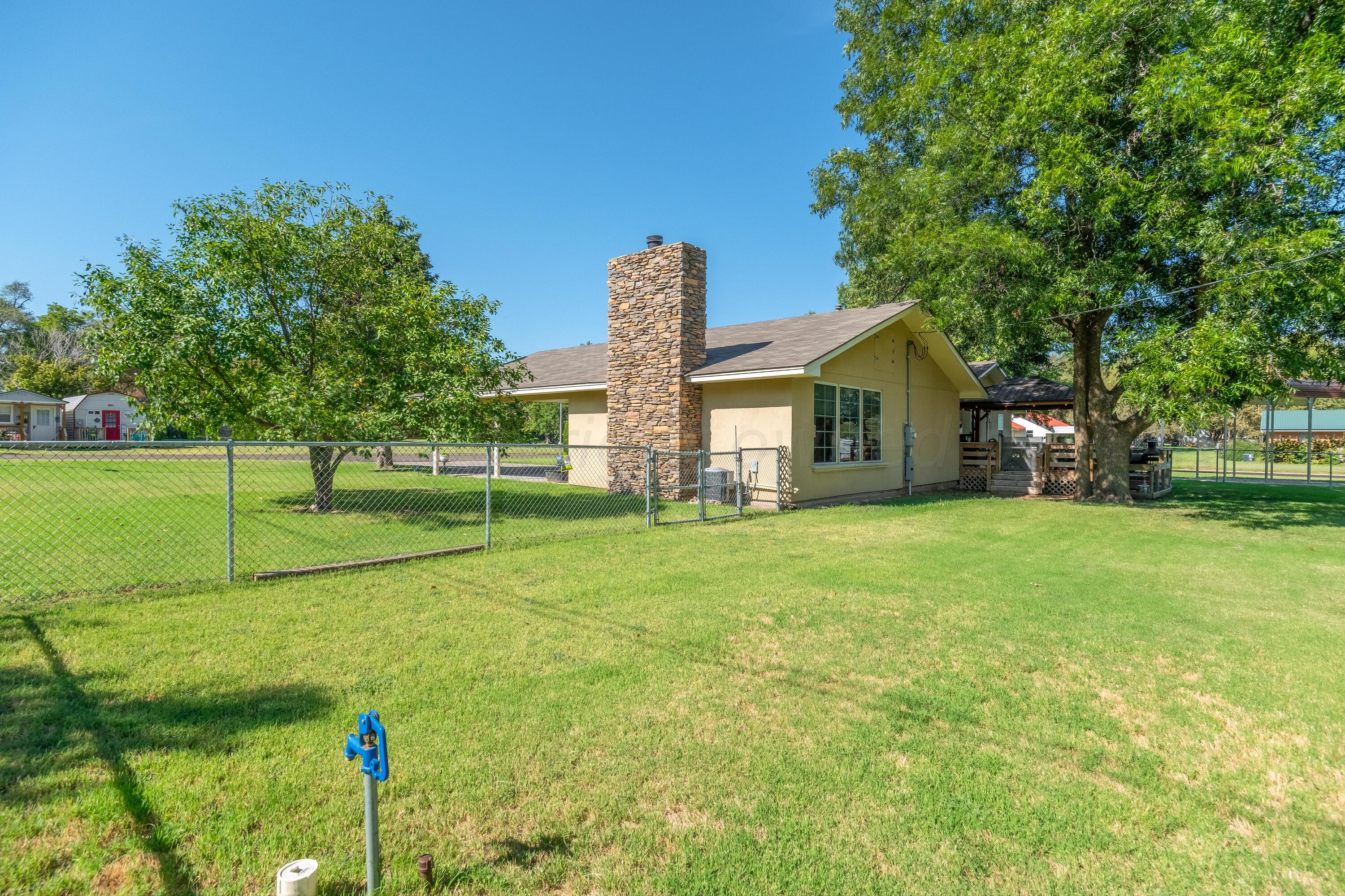 511 N Cheyenne Street, Wheeler, Texas image 38