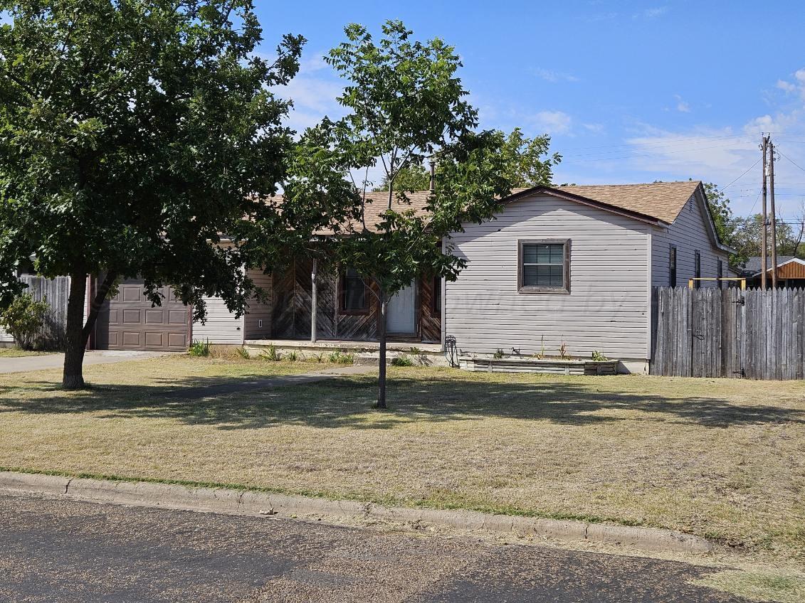 1207 Park Ave Avenue, Panhandle, Texas image 1