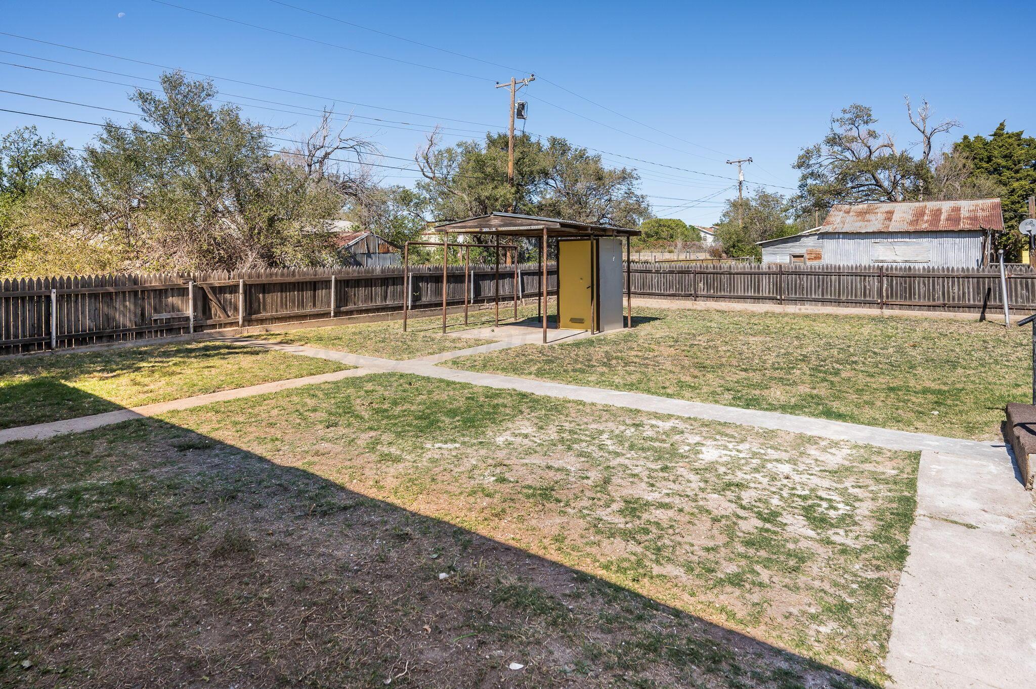 203 Ash Street, Skellytown, Texas image 16