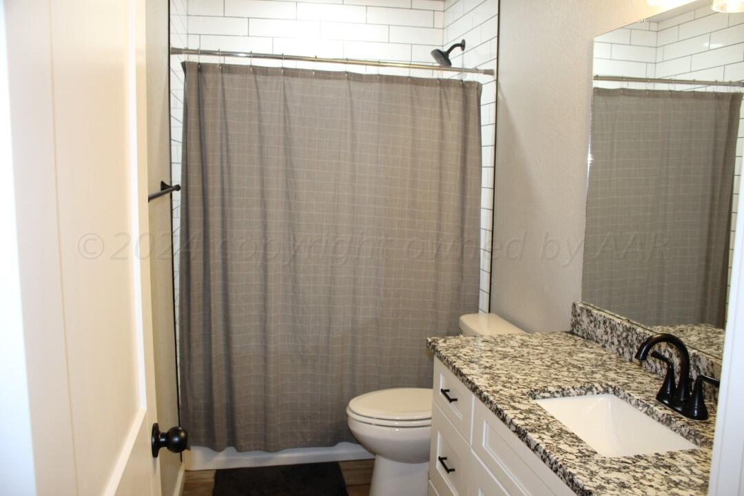 300 N 9th Street, Vega, Texas image 9