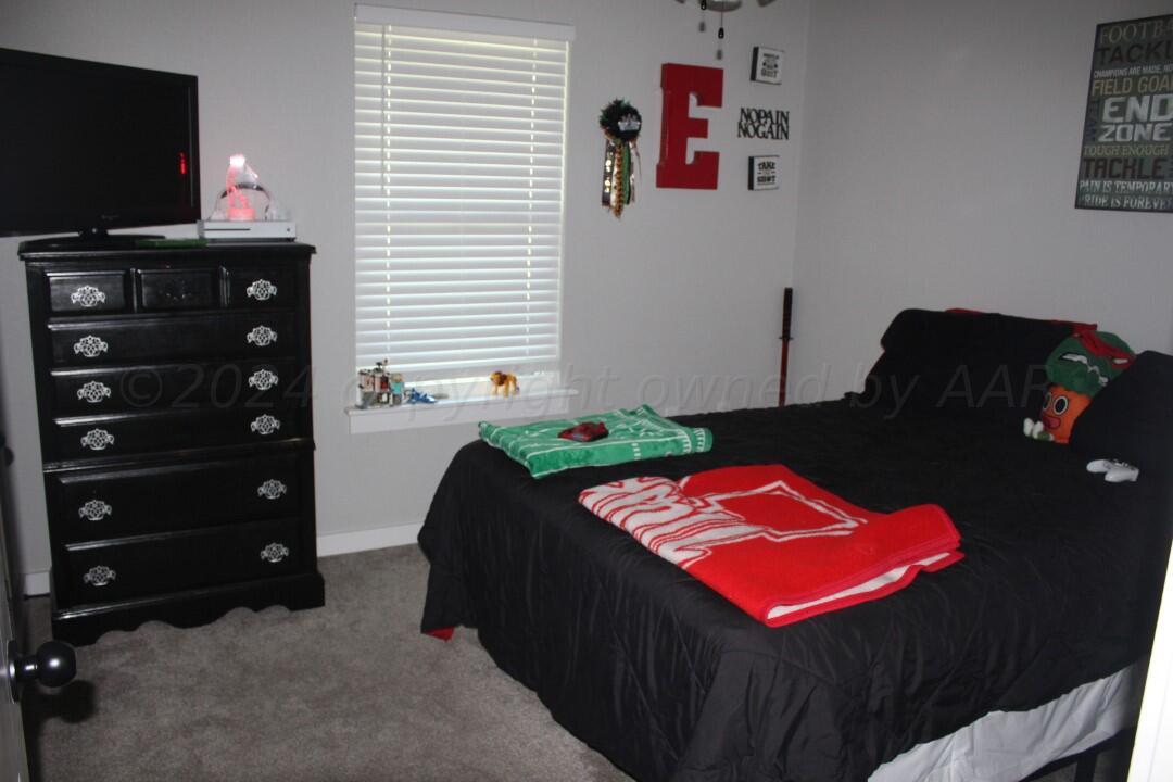 300 N 9th Street, Vega, Texas image 8