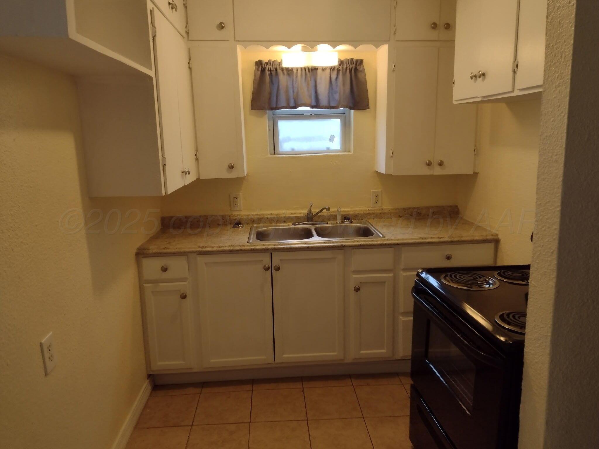 211 S Virginia Street, Amarillo, Alaska image 13