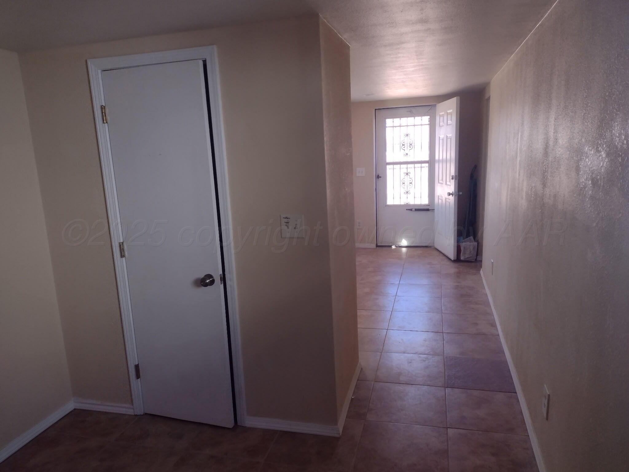 211 S Virginia Street, Amarillo, Alaska image 5