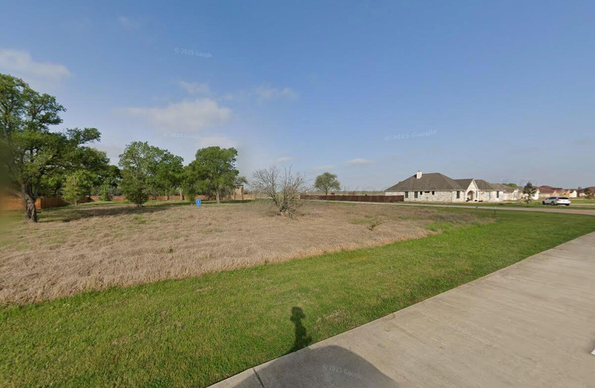 130 N Eland Avenue, Bastrop, Idaho image 2