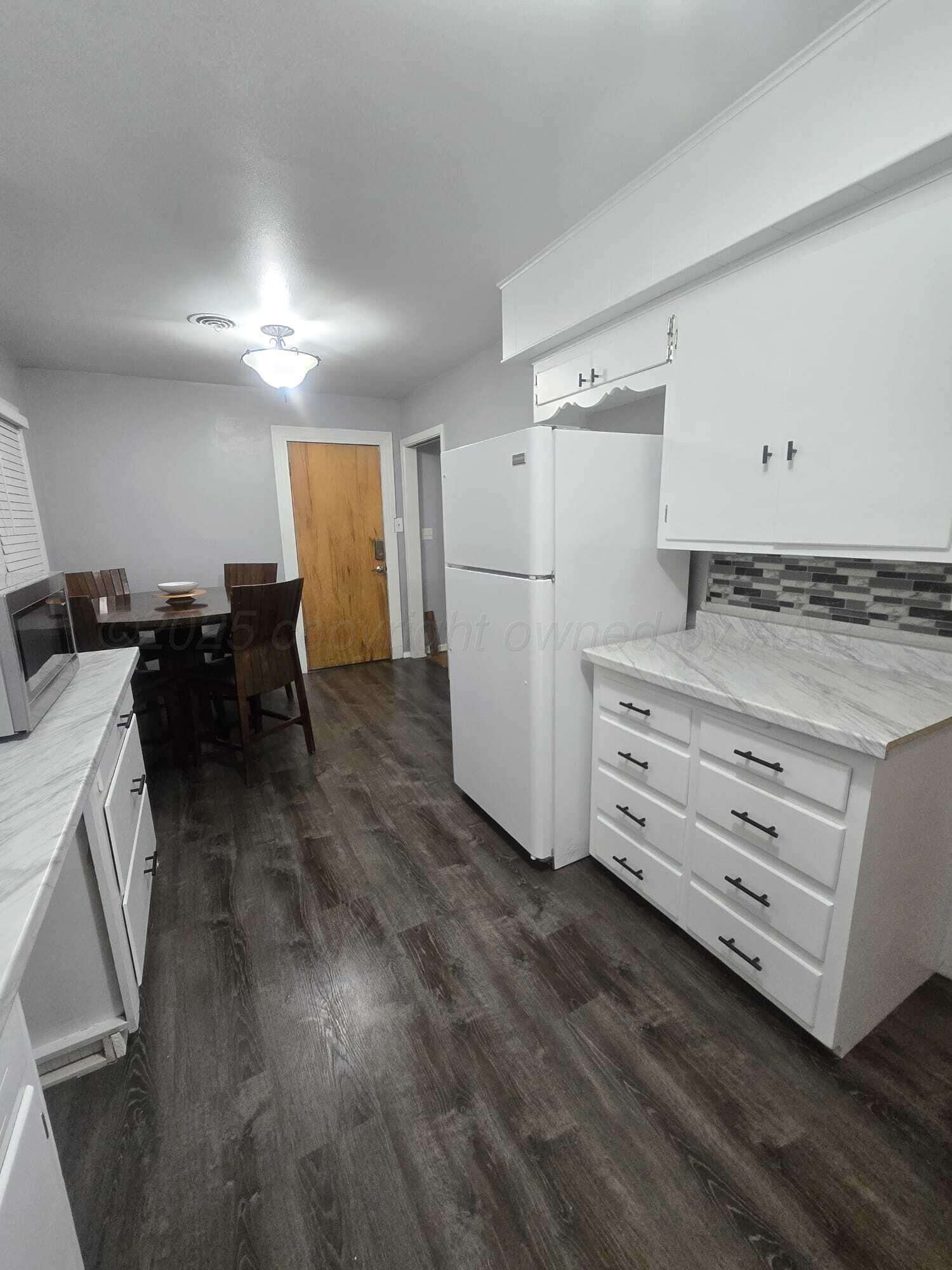 418 Bruce Avenue, Dumas, Texas image 4