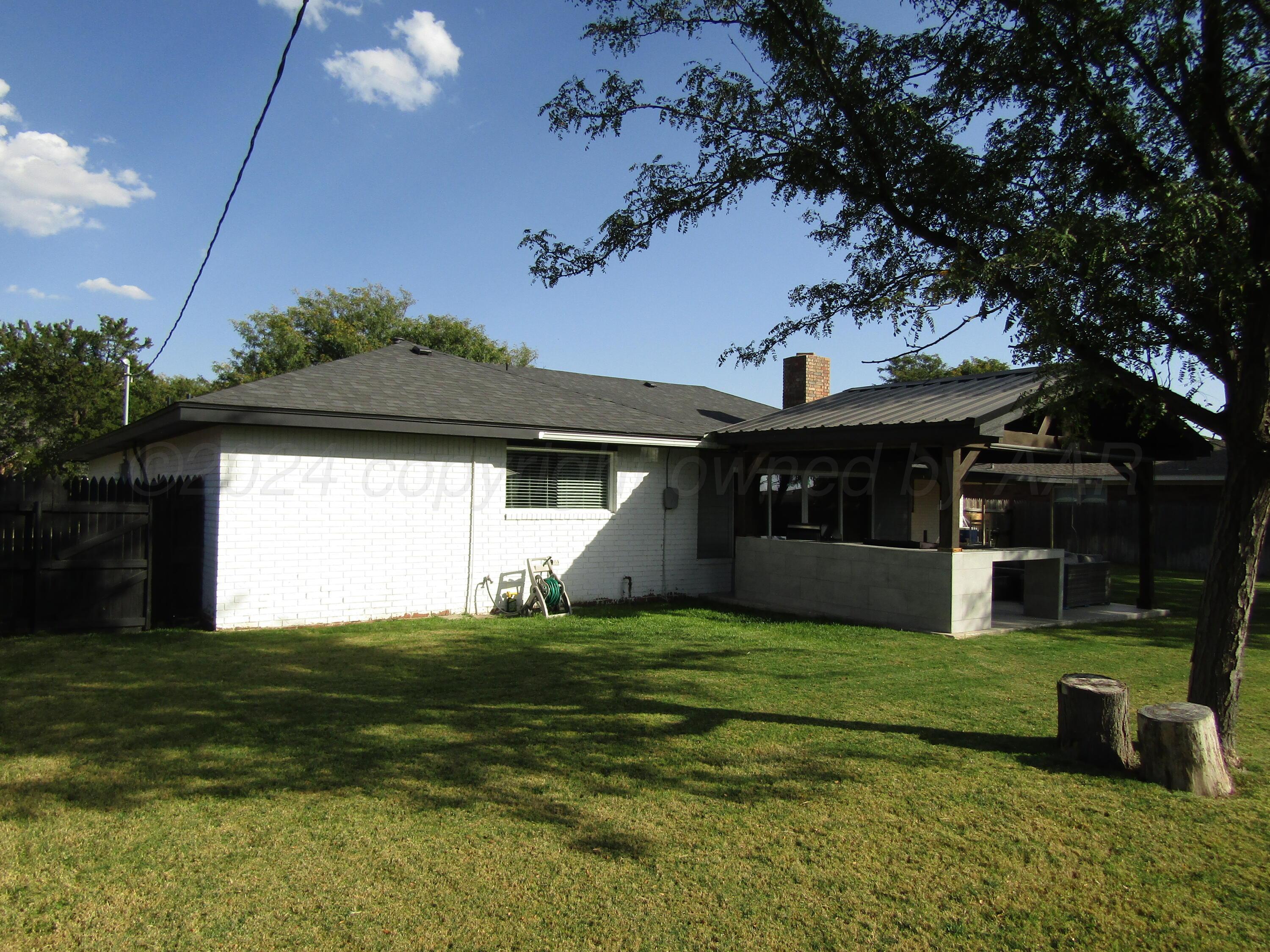 321 N Elm Street, Hereford, Texas image 7